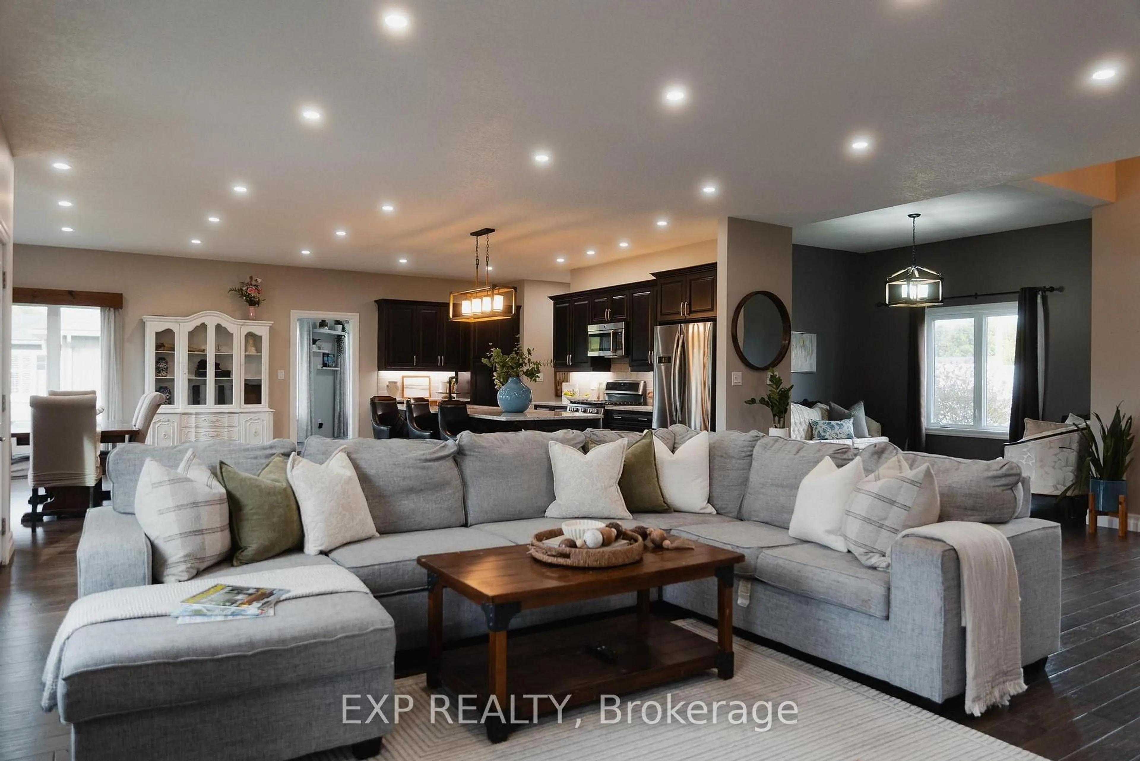 Living room with furniture, ceramic/tile floor for 236 Burford Delhi Townline Rd, Brant Ontario N0E 1R0