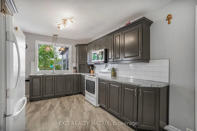 453 Garneau Rd, Hawkesbury 5