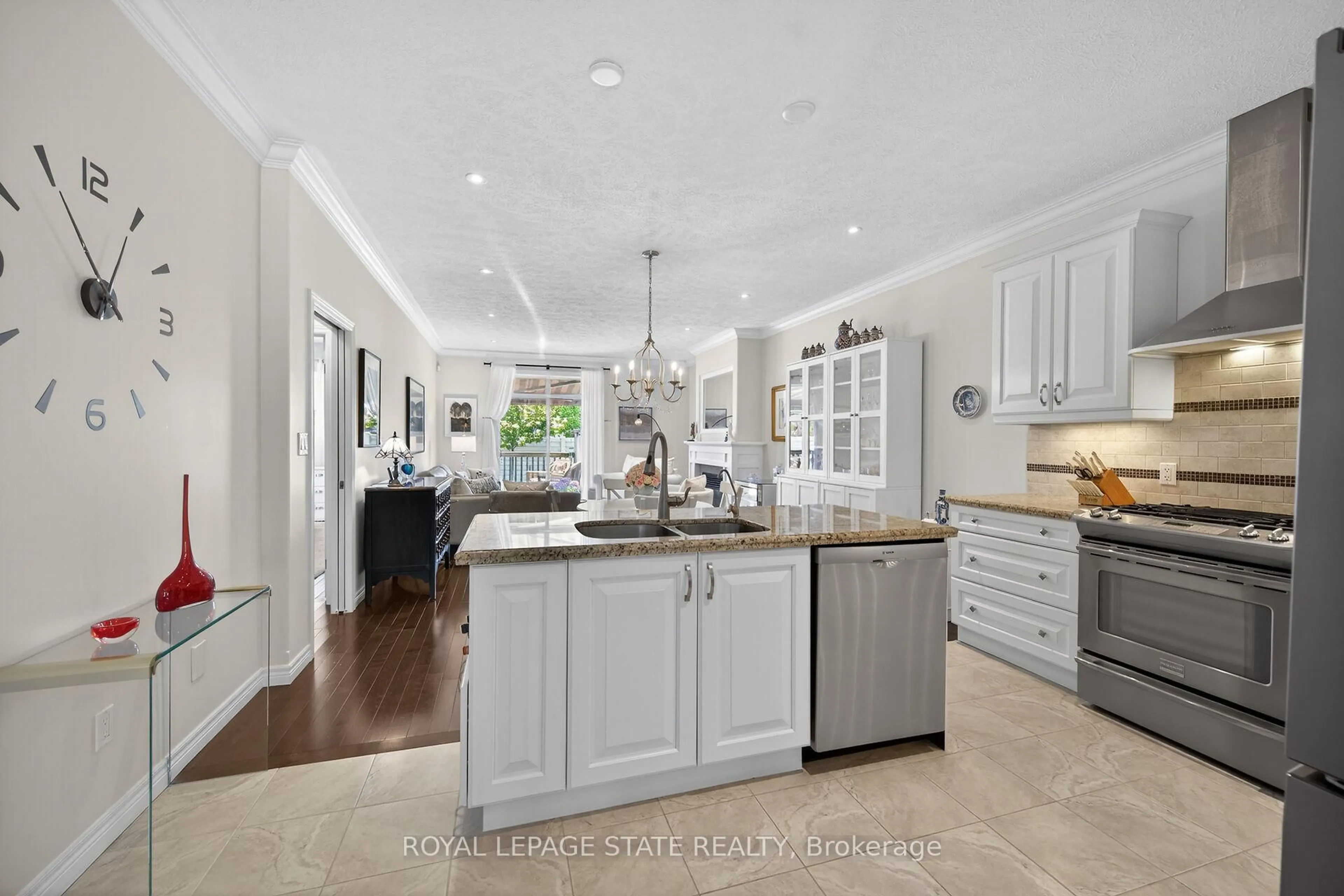 Open concept kitchen, ceramic/tile floor for 244 Dundas St #3, Brant Ontario N3L 0B4