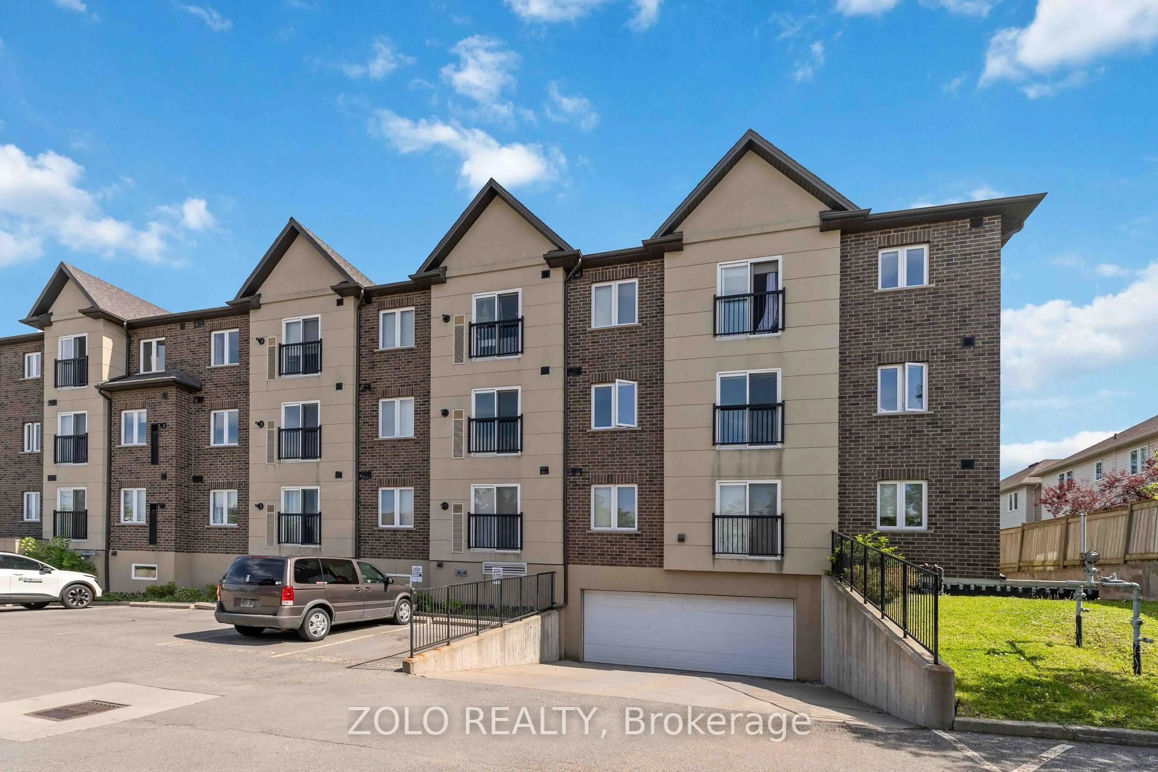 A pic from outside/outdoor area/front of a property/back of a property/a pic from drone, unknown for 886 Golf Links Rd #304, Hamilton Ontario L9K 1J8
