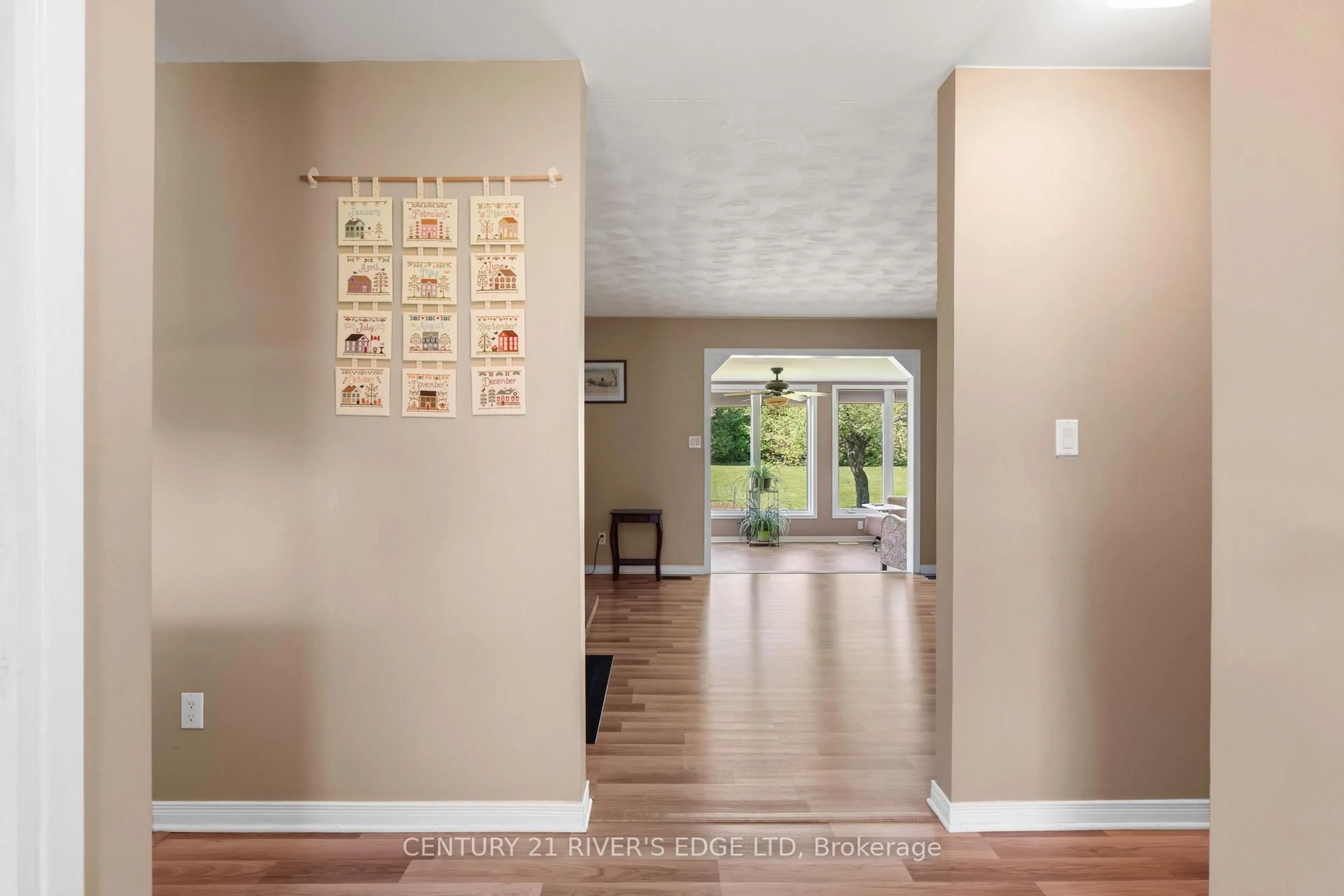 Indoor entryway for 5072 County 44 Rd, Edwardsburgh/Cardinal Ontario K0E 1X0