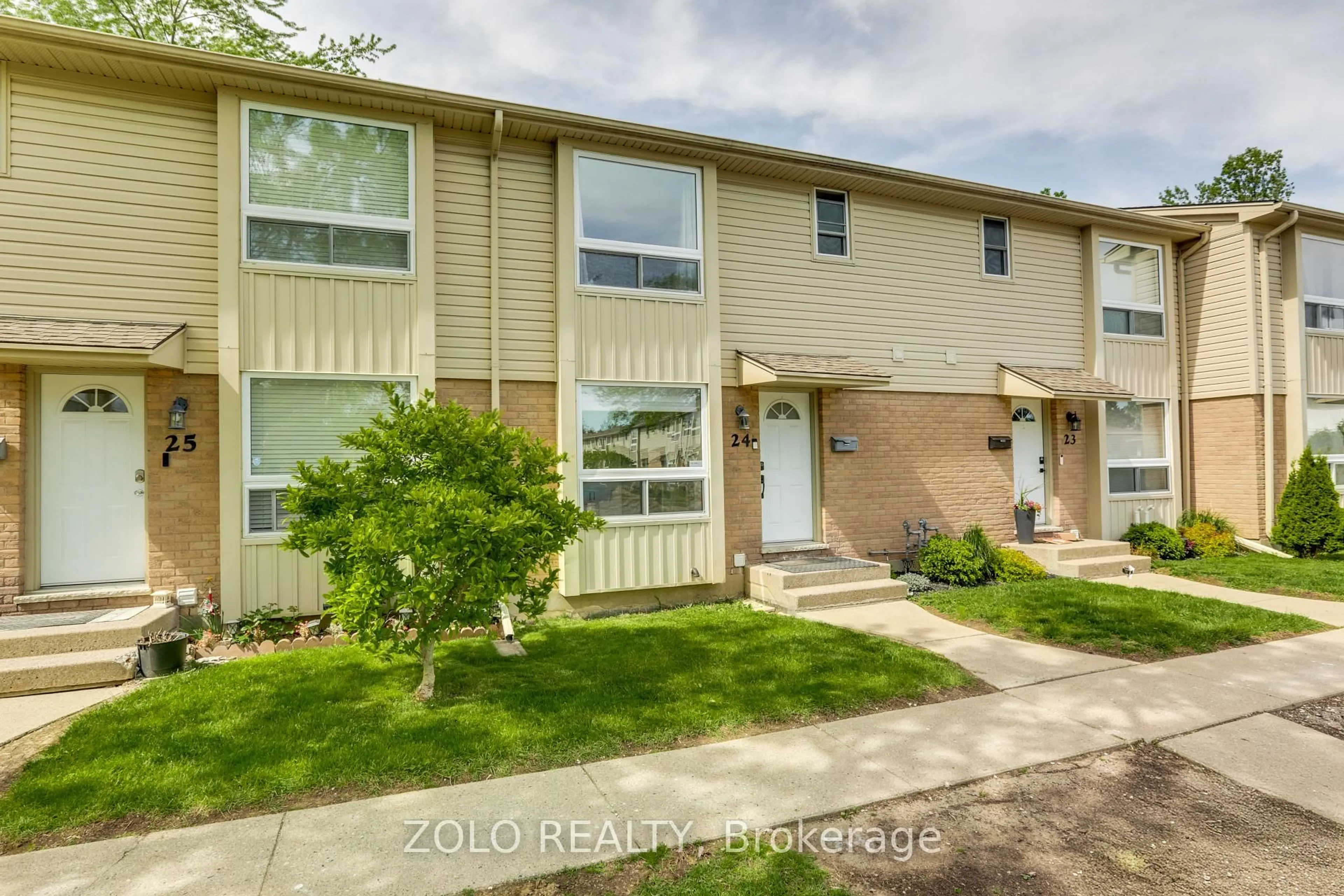 Unknown for 626 Wharncliffe Rd #24, London South Ontario N6J 2N4