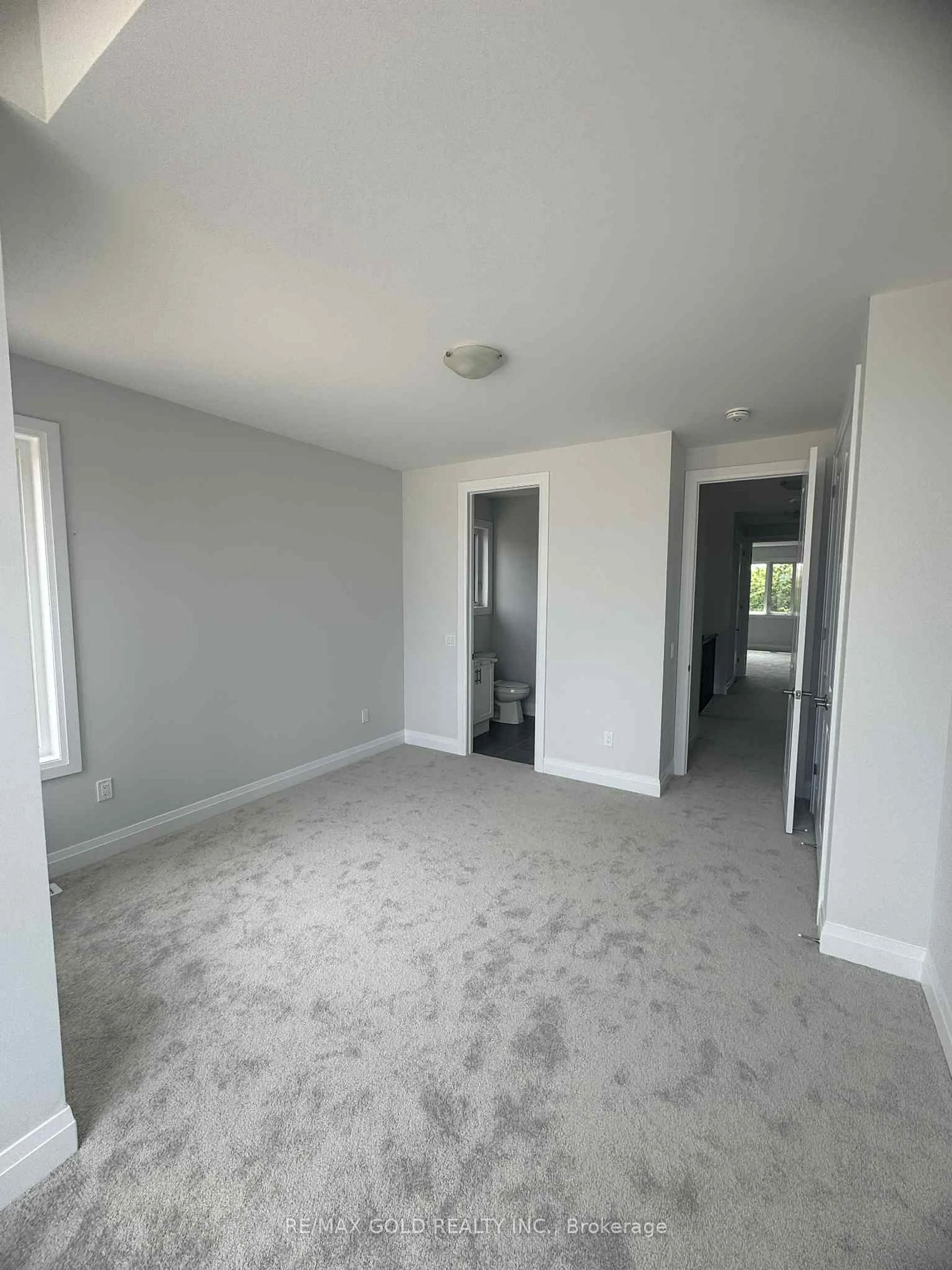 A pic of a room for 129 Harwood Ave, Woodstock Ontario N4T 0P8