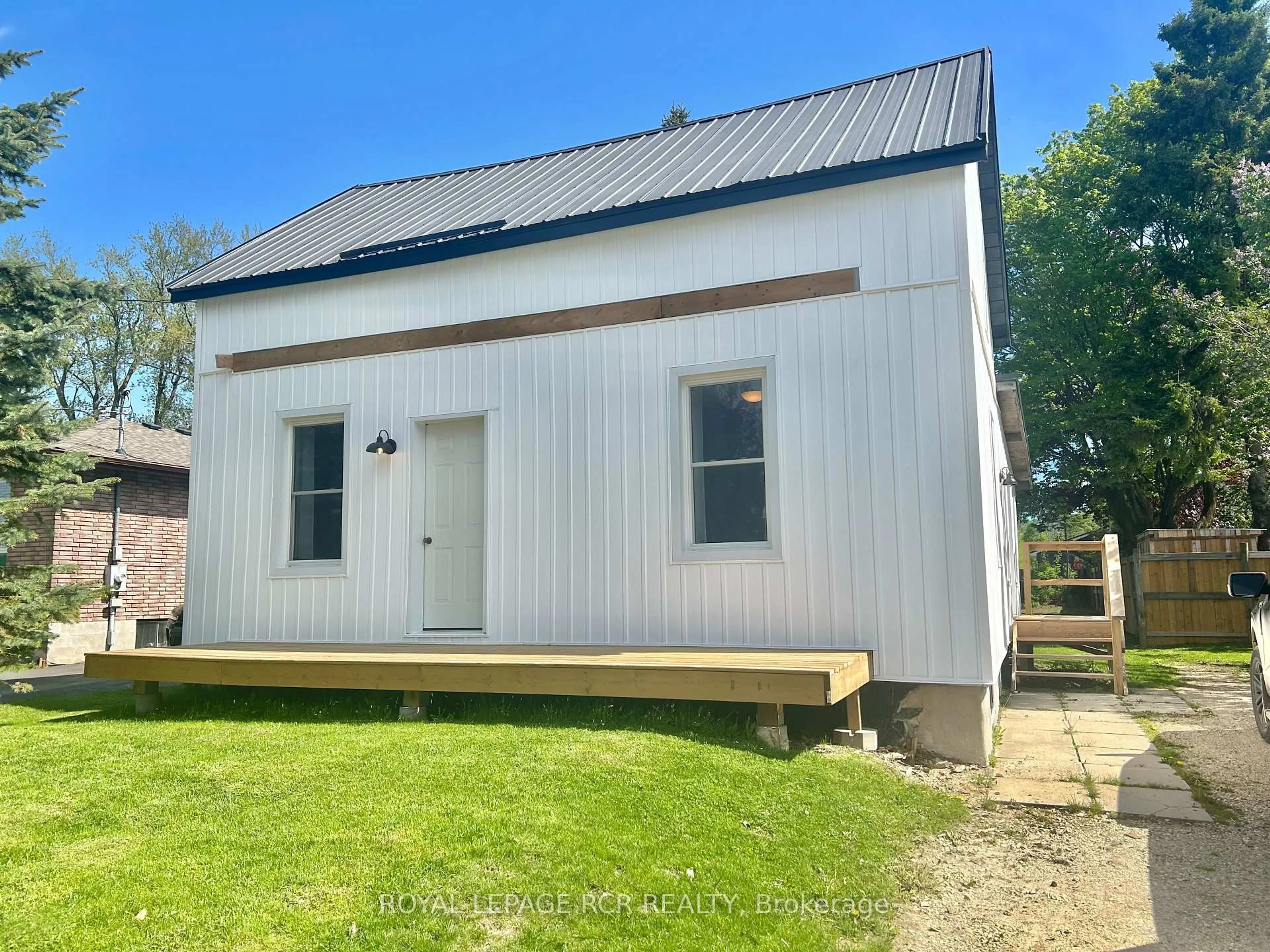 Shed for 170 Young St, Southgate Ontario N0C 1B0