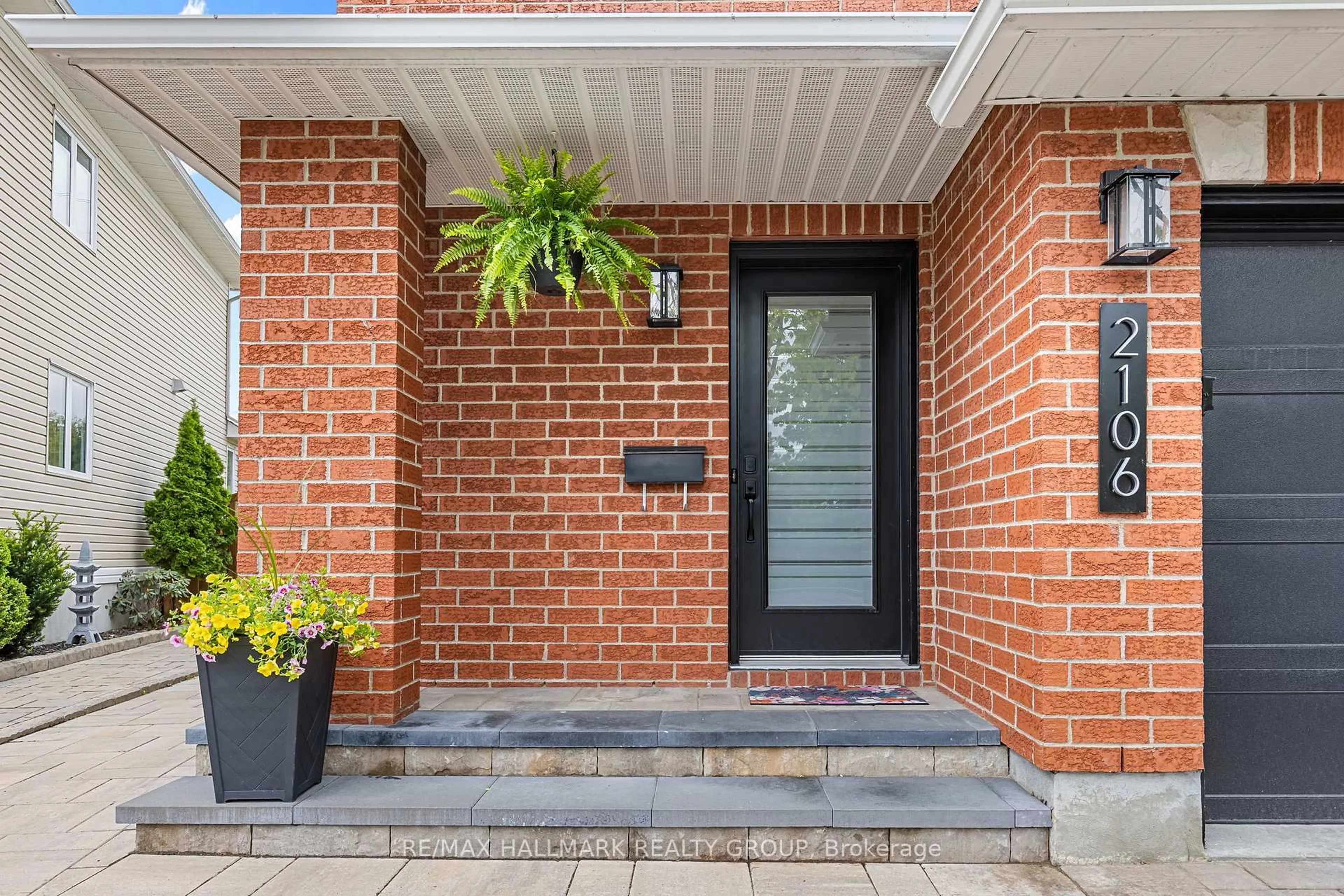 Home with brick exterior material, street for 2106 Liska St, Ottawa Ontario K4A 4J6