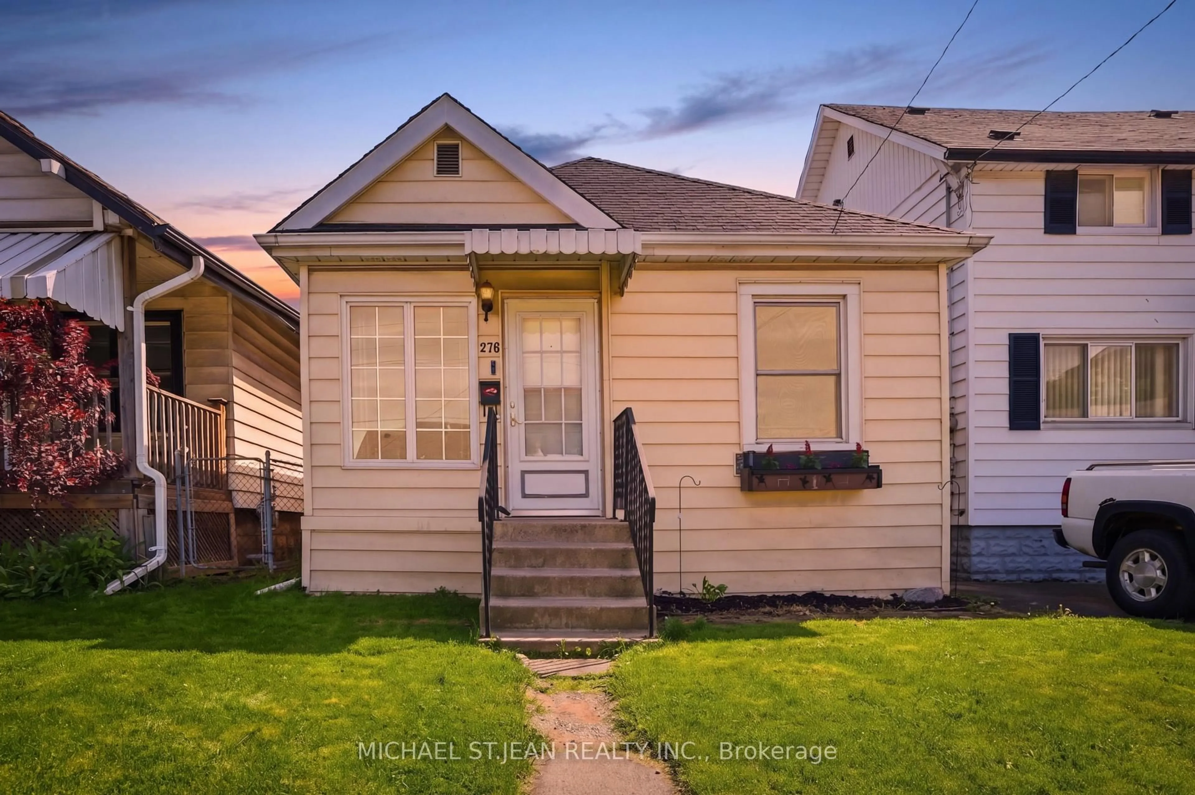 Unknown for 276 Roxborough Ave, Hamilton Ontario L8H 1P7