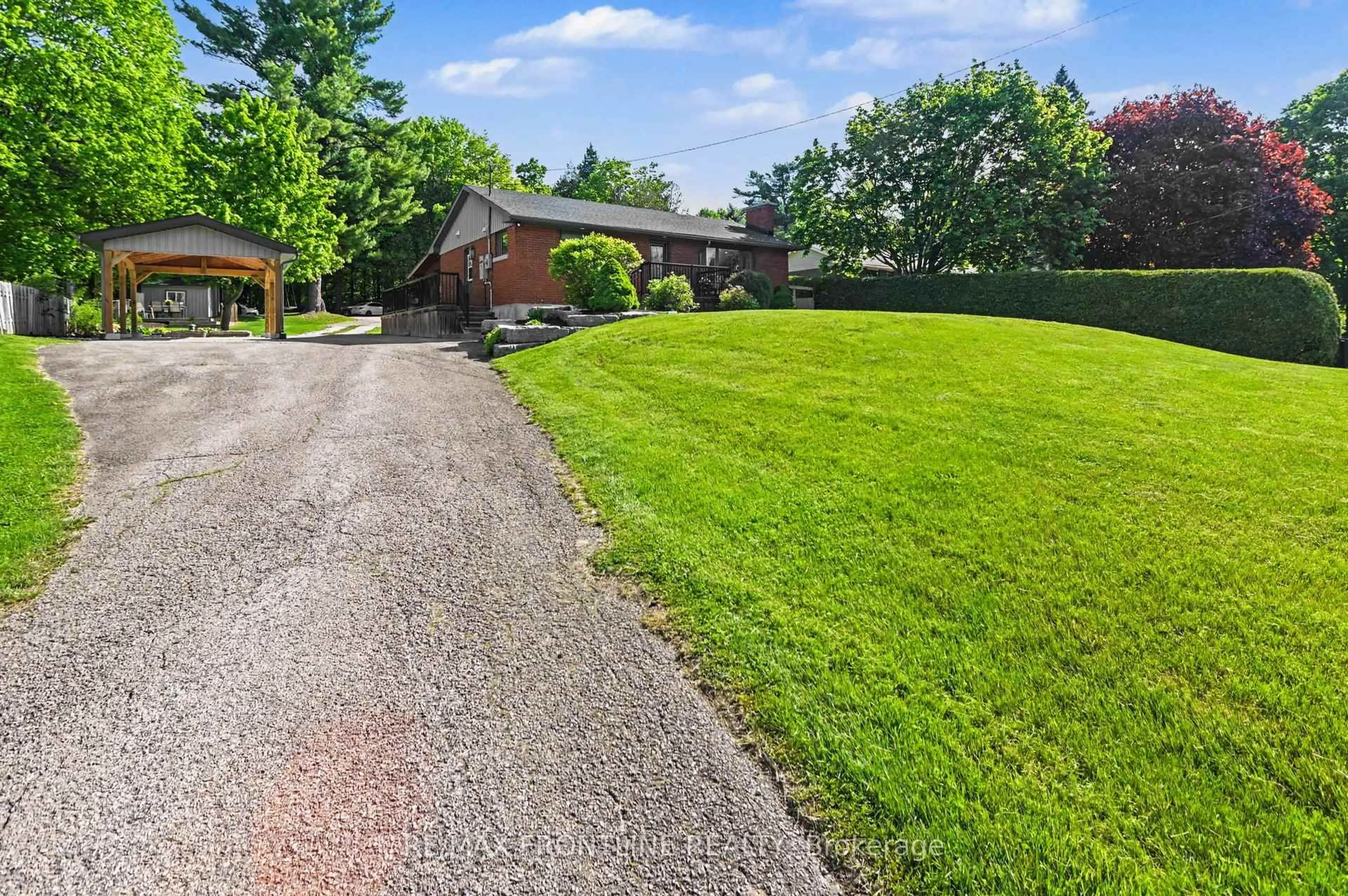 A pic from outside/outdoor area/front of a property/back of a property/a pic from drone, street for 2436 Rideau Ferry Rd, Perth Ontario K7H 0G7