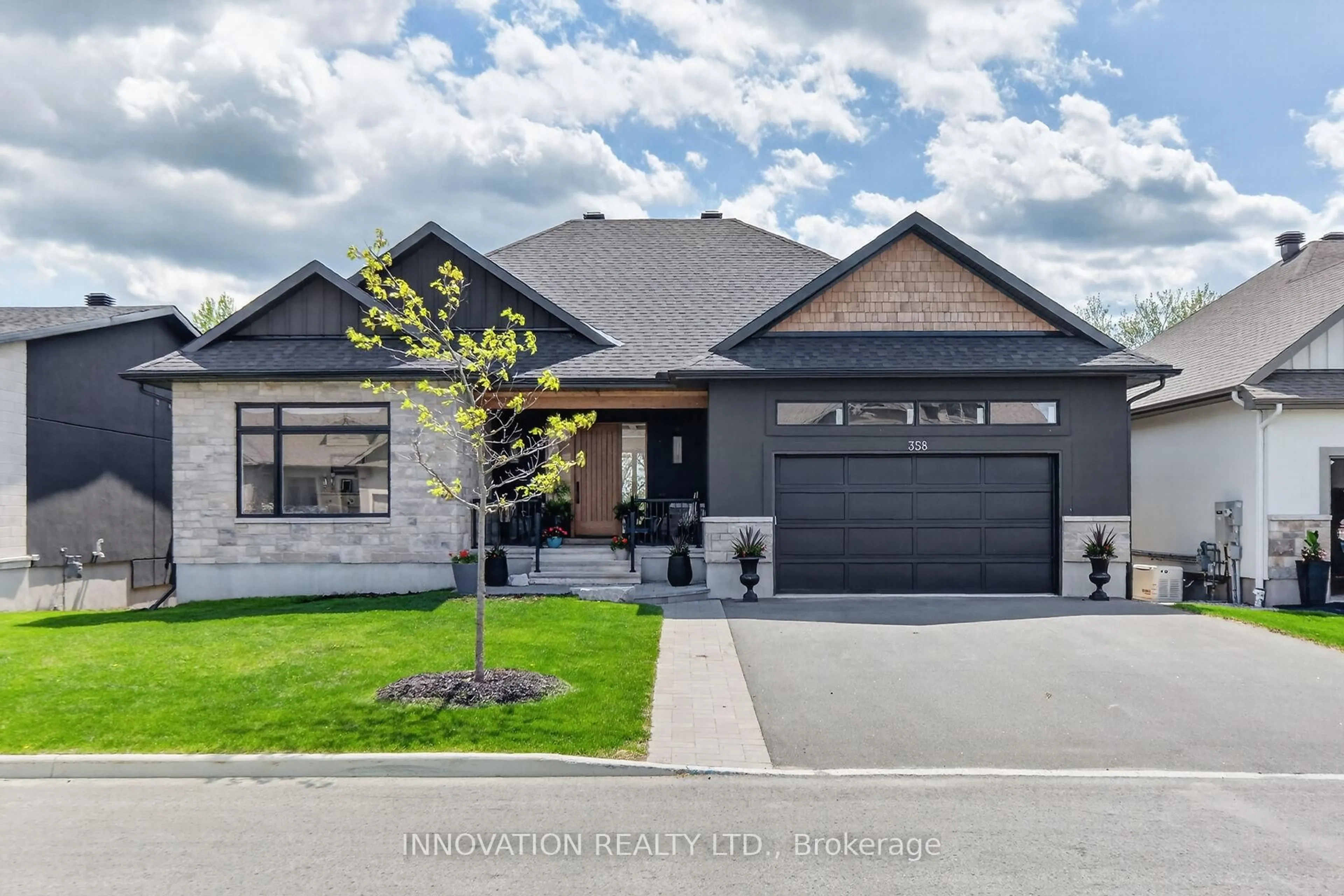 Home with brick exterior material, street for 358 Spring St, Almonte Ontario K0A 1A0