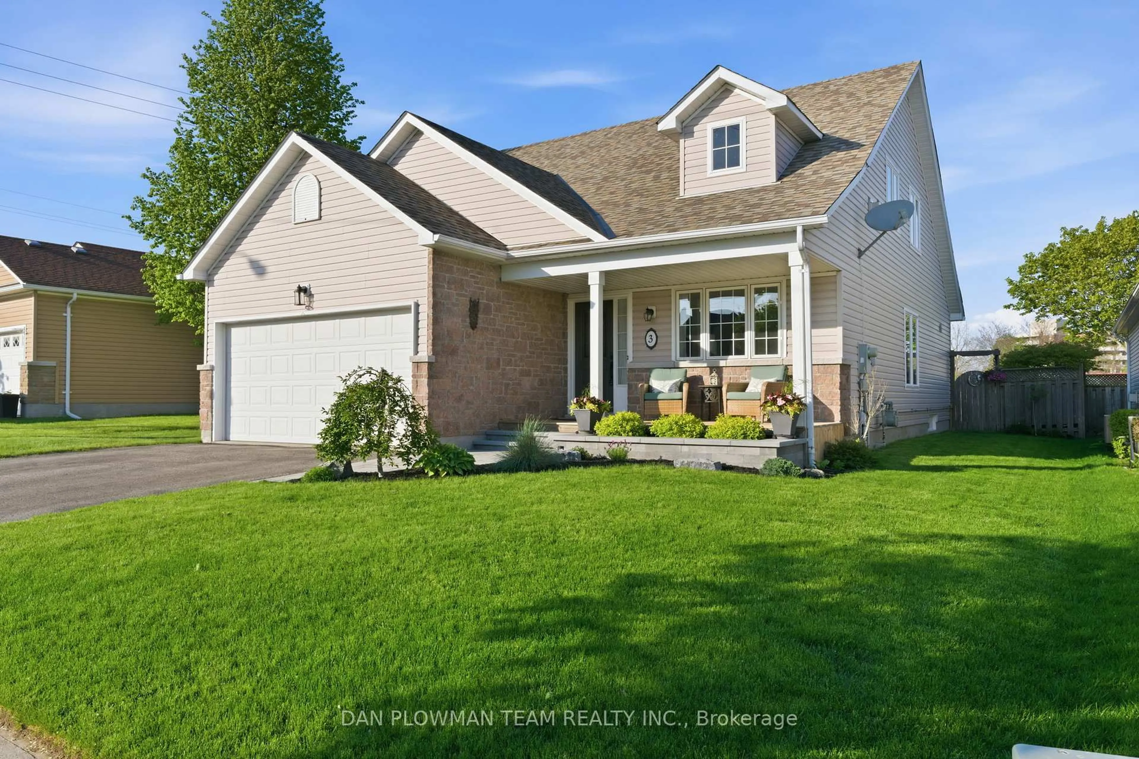Home with vinyl exterior material, street for 3 Rapley Blvd, Port Hope Ontario L1A 4J7
