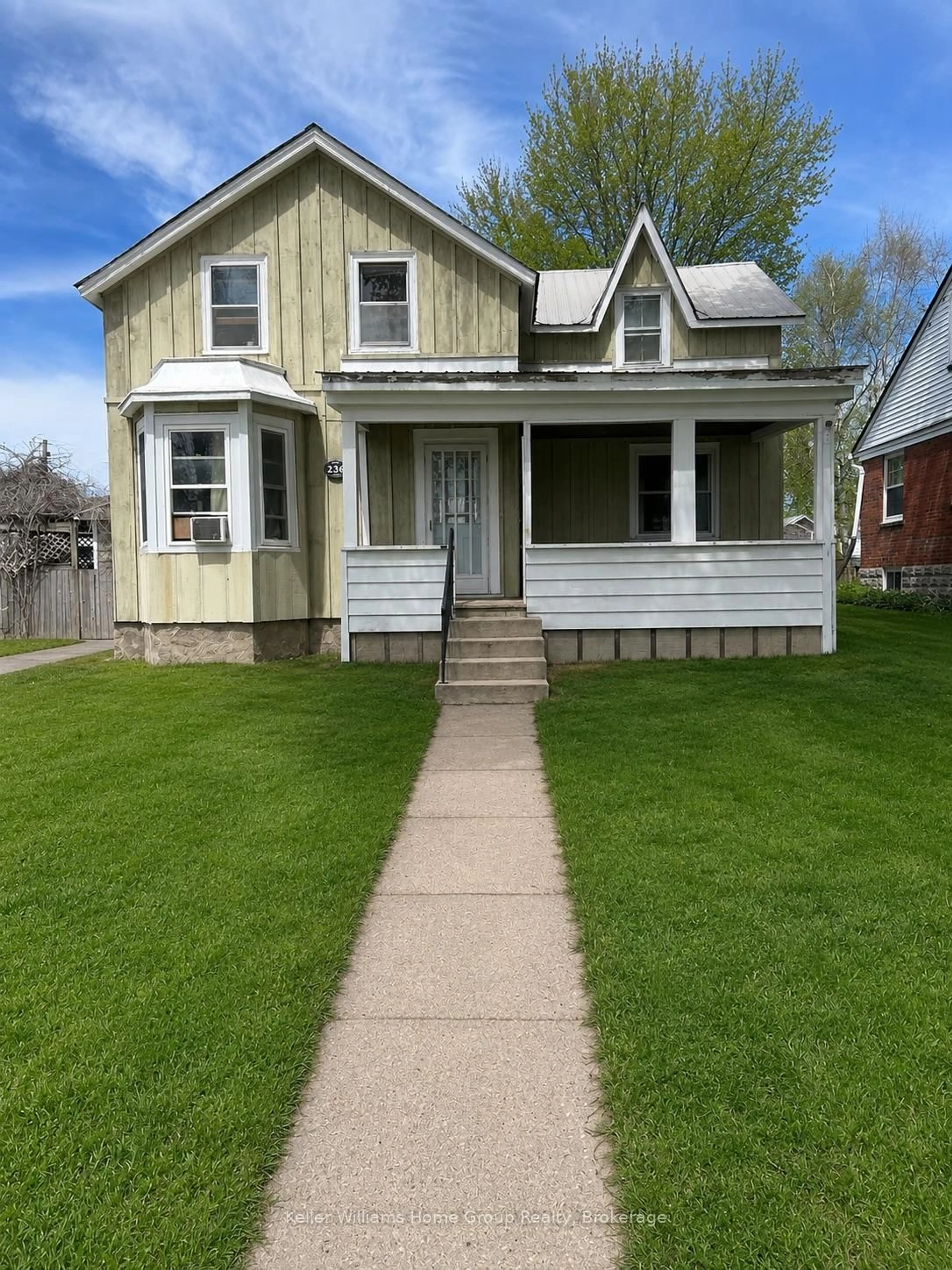 Home with vinyl exterior material, street for 236 Andrew St, Shelburne Ontario L0N 1S4