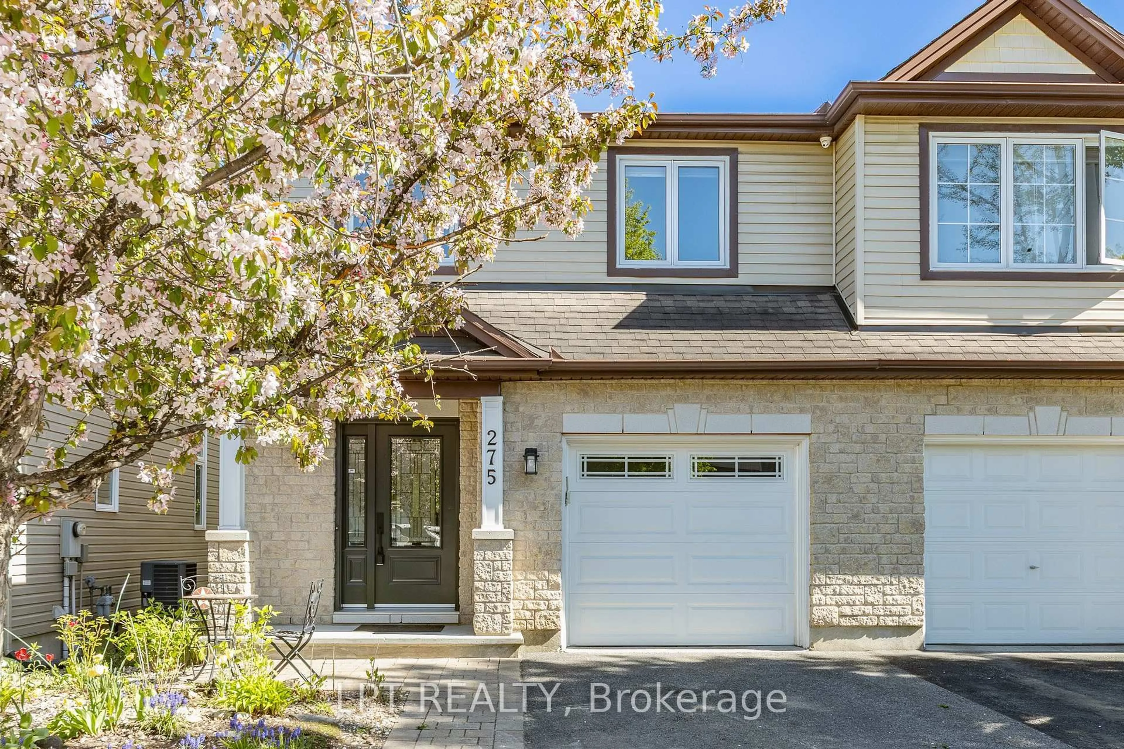 Home with brick exterior material, street for 275 Tewsley Dr, Ottawa Ontario K1V 0Y6
