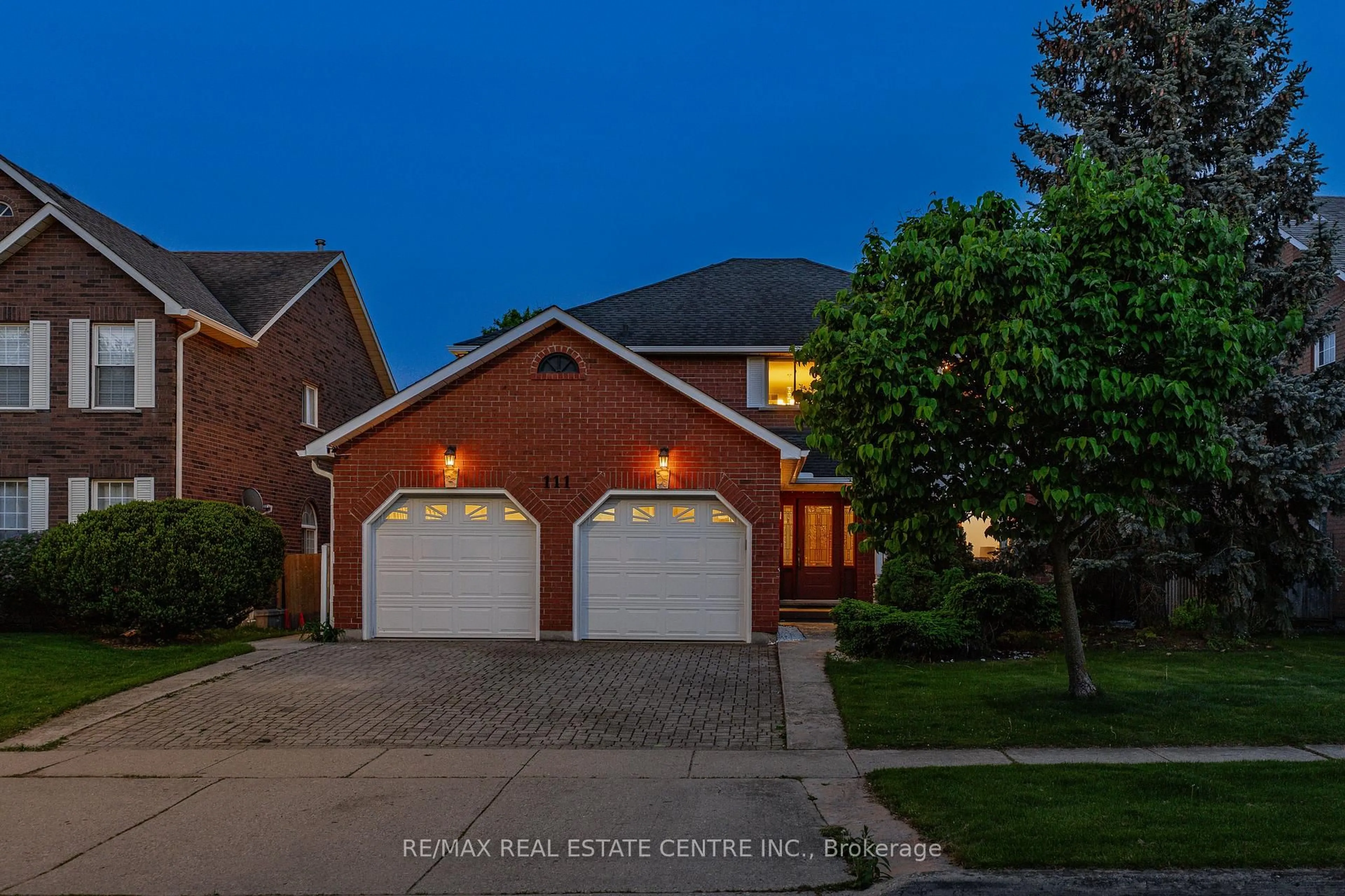 Home with brick exterior material, street for 111 Hume Dr, Cambridge Ontario N1T 1N3