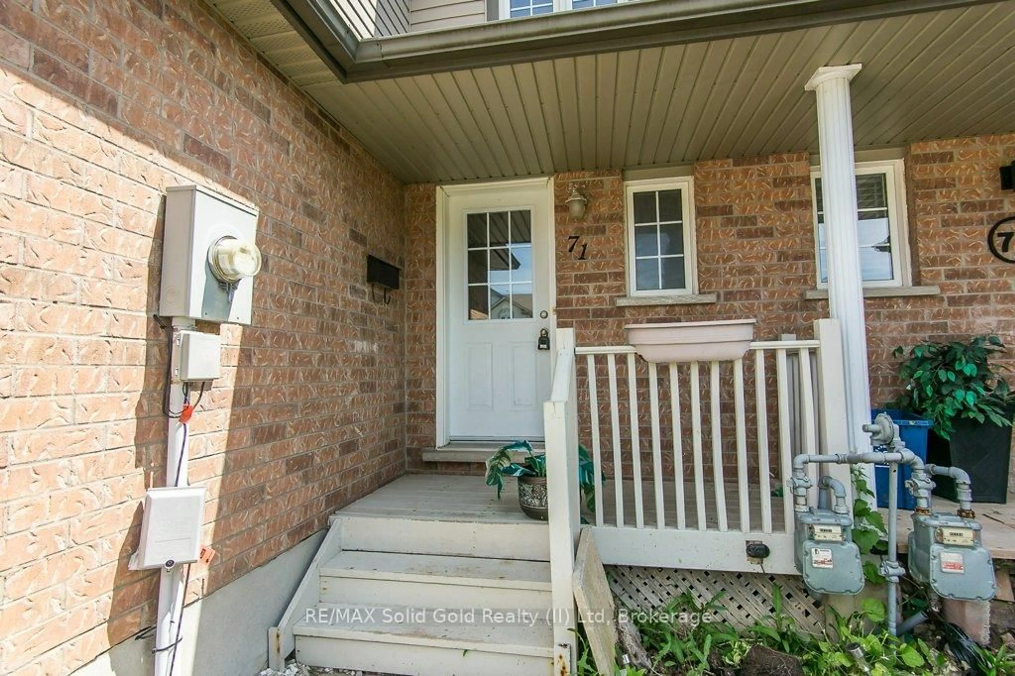 Unknown for 71 Foxglove Cres, Kitchener Ontario N2E 3Y8