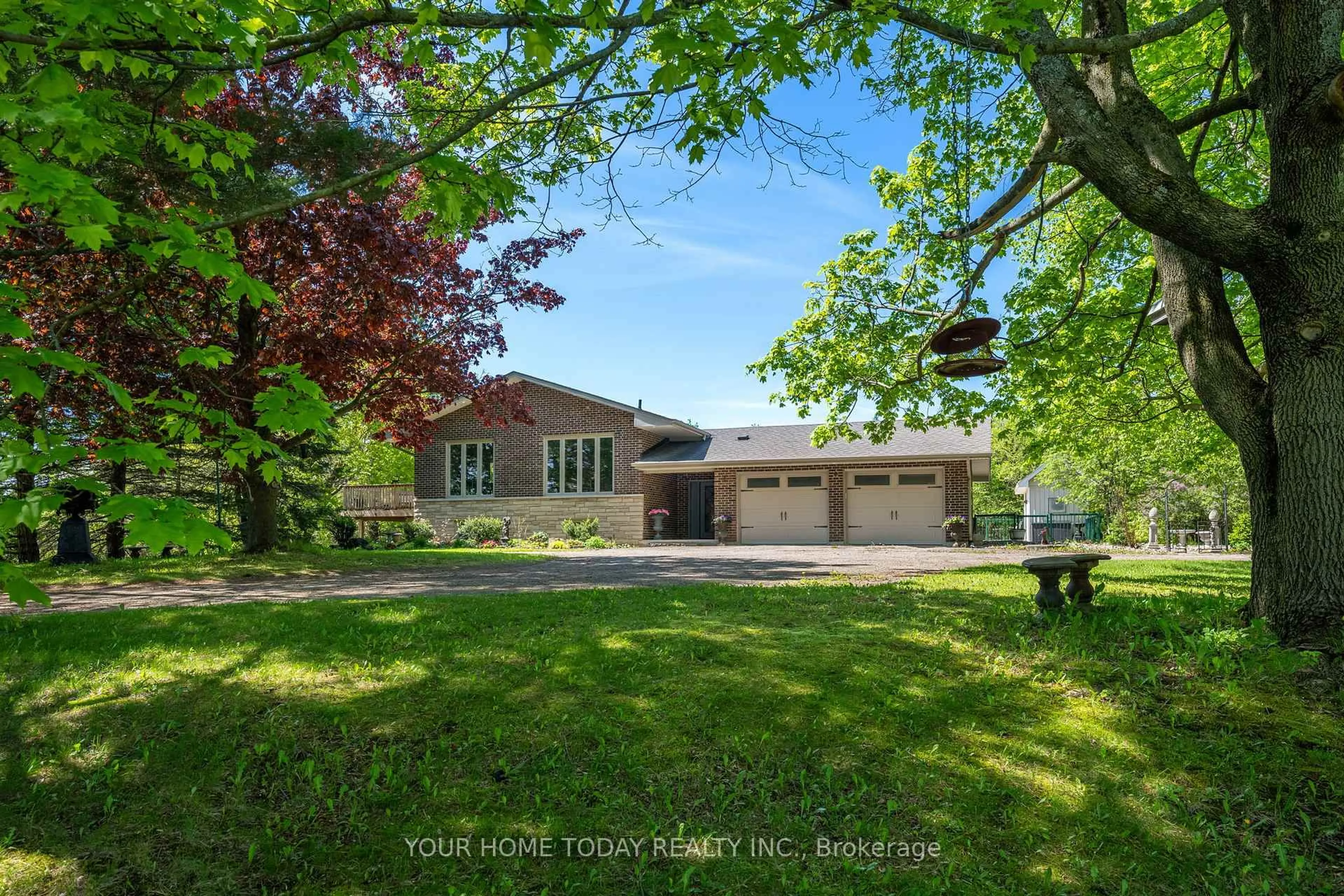 A pic from outside/outdoor area/front of a property/back of a property/a pic from drone, street for 5214 Tenth Line, Erin Ontario N0B 1T0