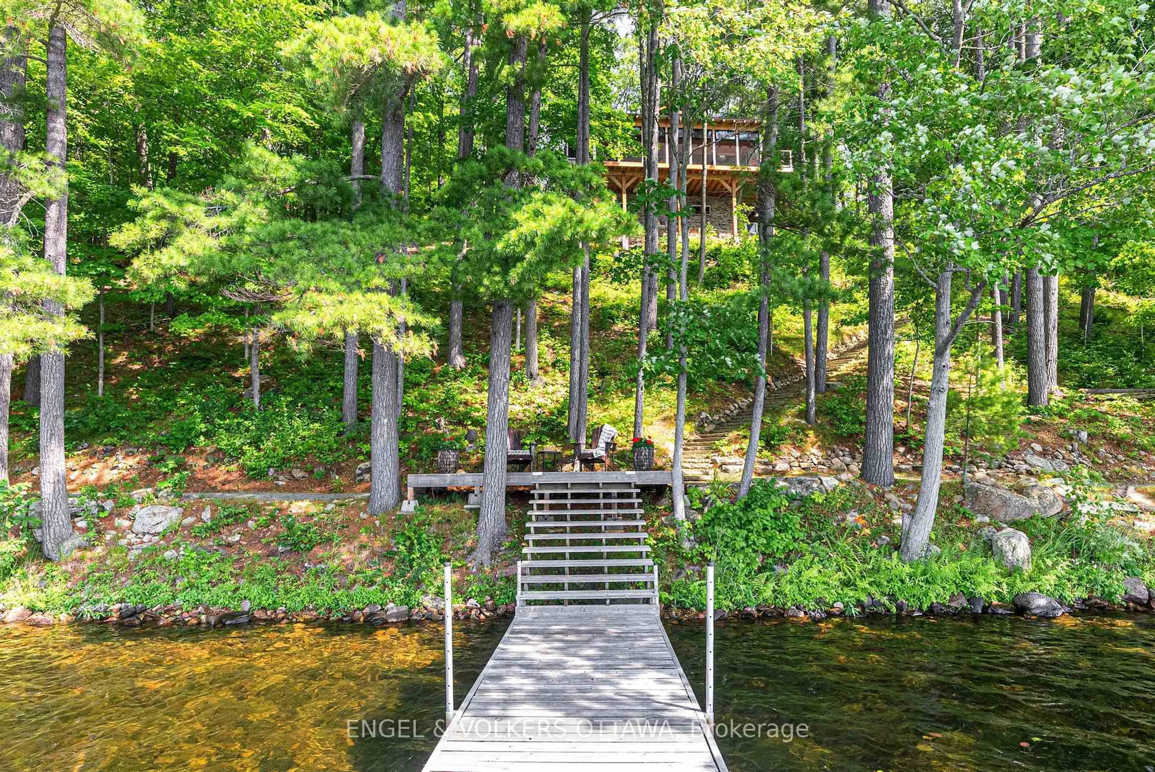 Stairs for 216 Connies Lane, Rideau Lakes Ontario K0G 1X0