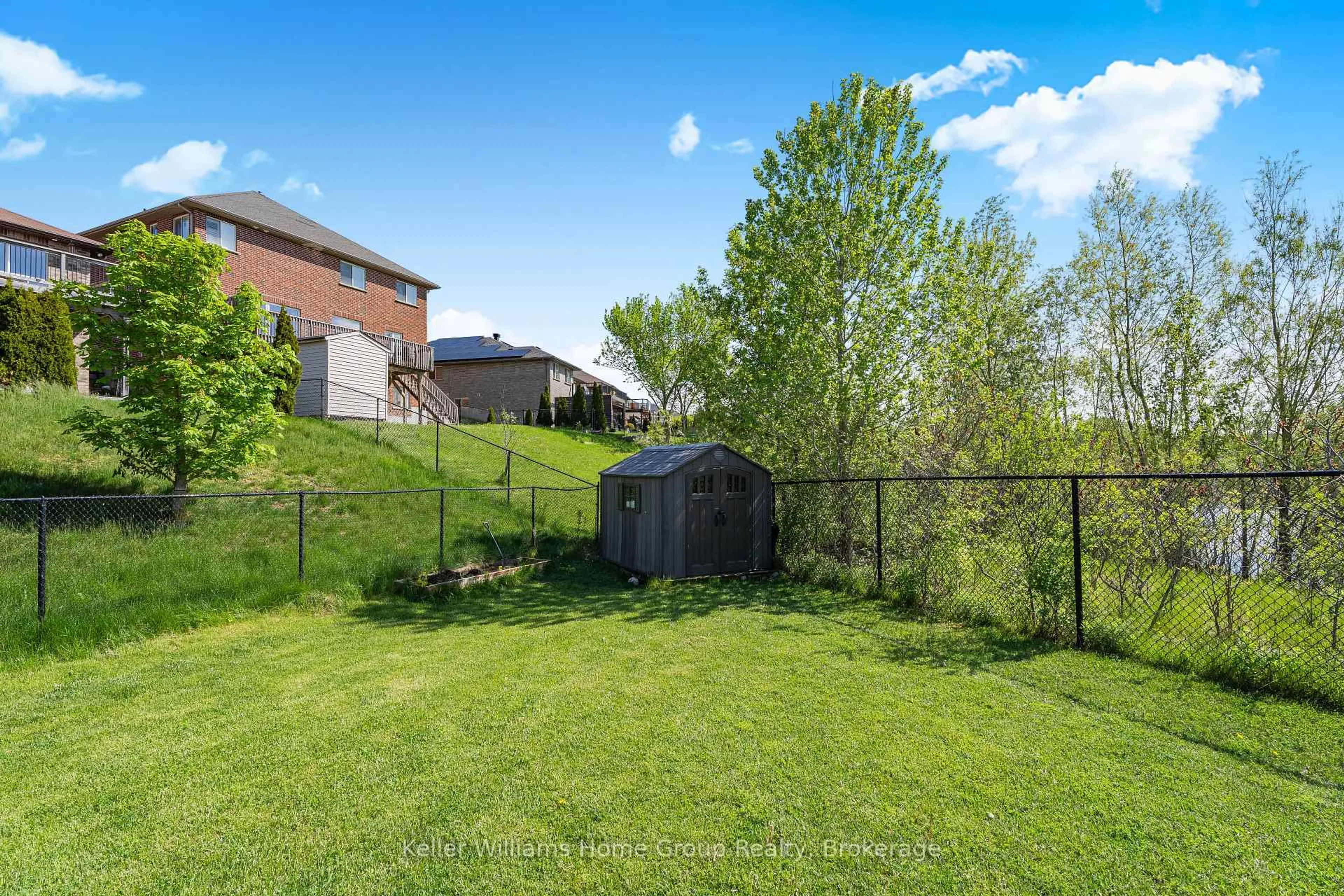 Patio, unknown for 177 Watson Rd, Guelph Ontario N1E 0J3
