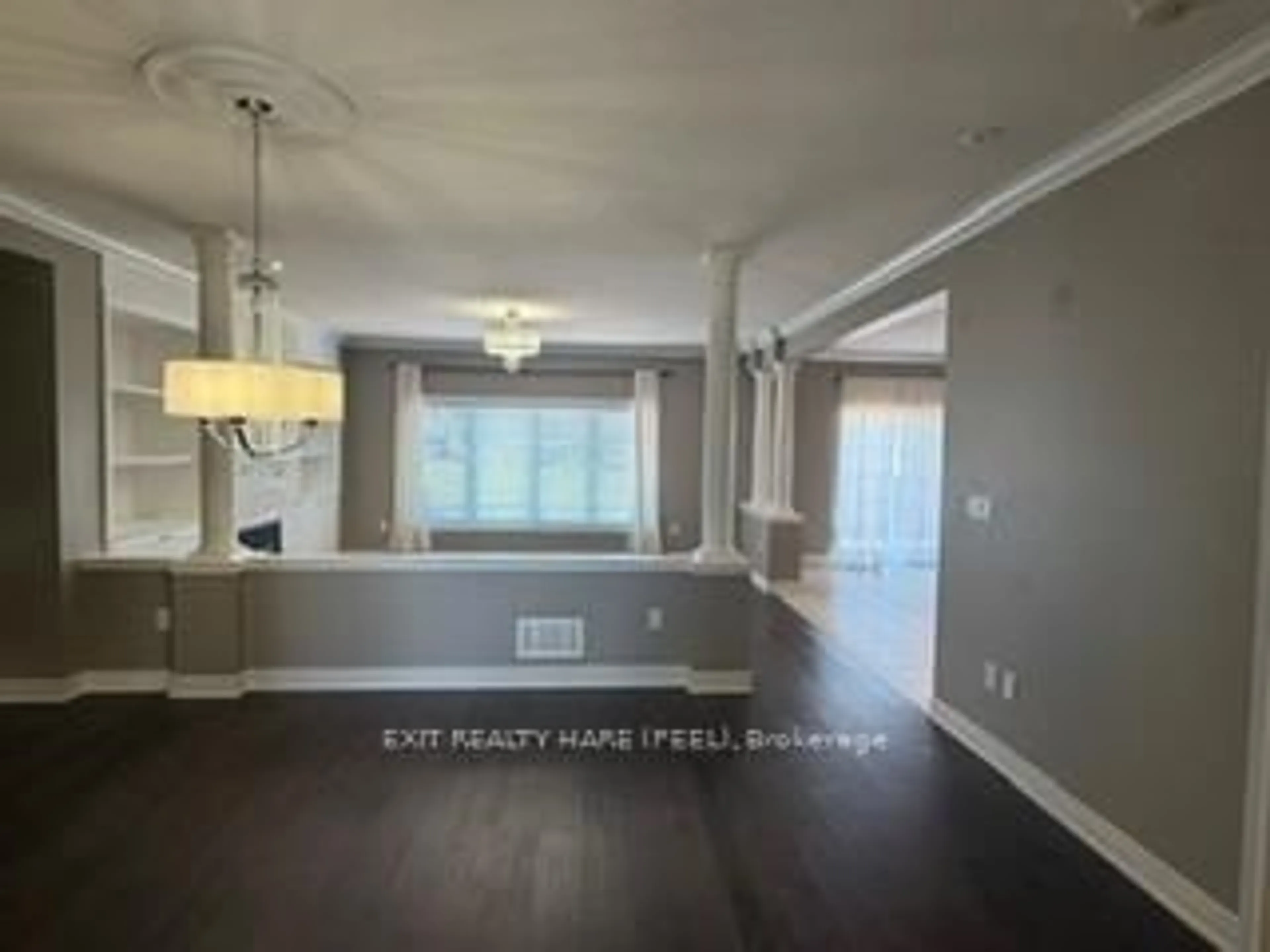 A pic of a room for 174 Irwin Ave, Hamilton Ontario L9K 0A8