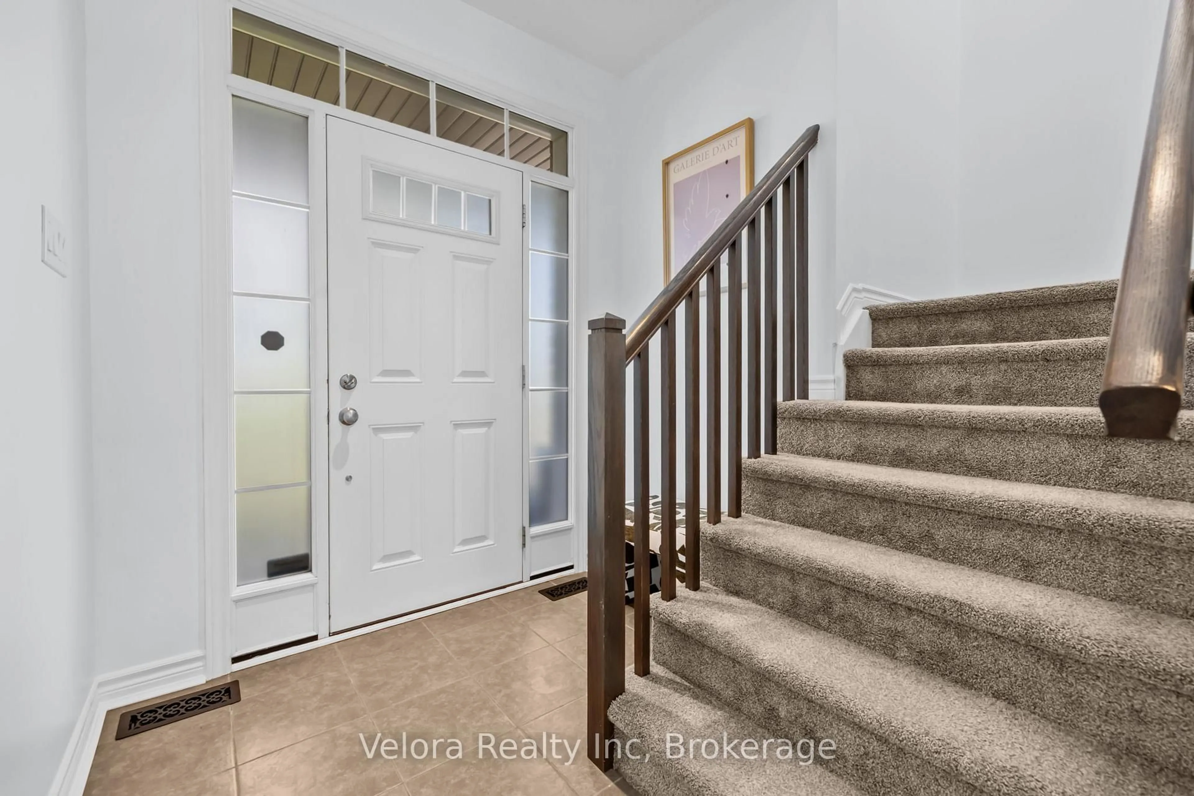 Indoor entryway for 165 Santolina St, Ottawa Ontario K2S 0W9