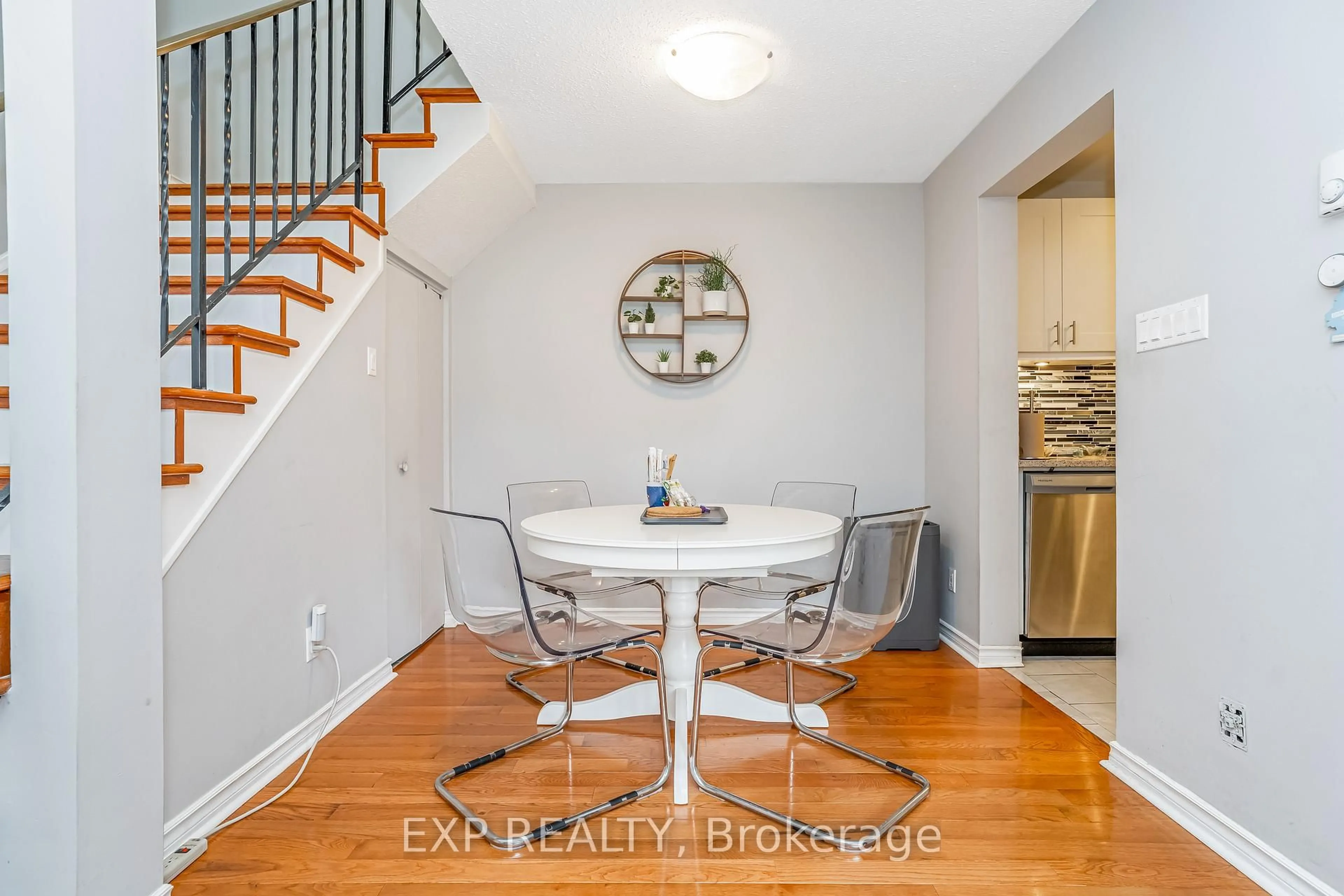 Dining room, unknown for 2610 Draper Ave #12, Ottawa Ontario K2H 8X8