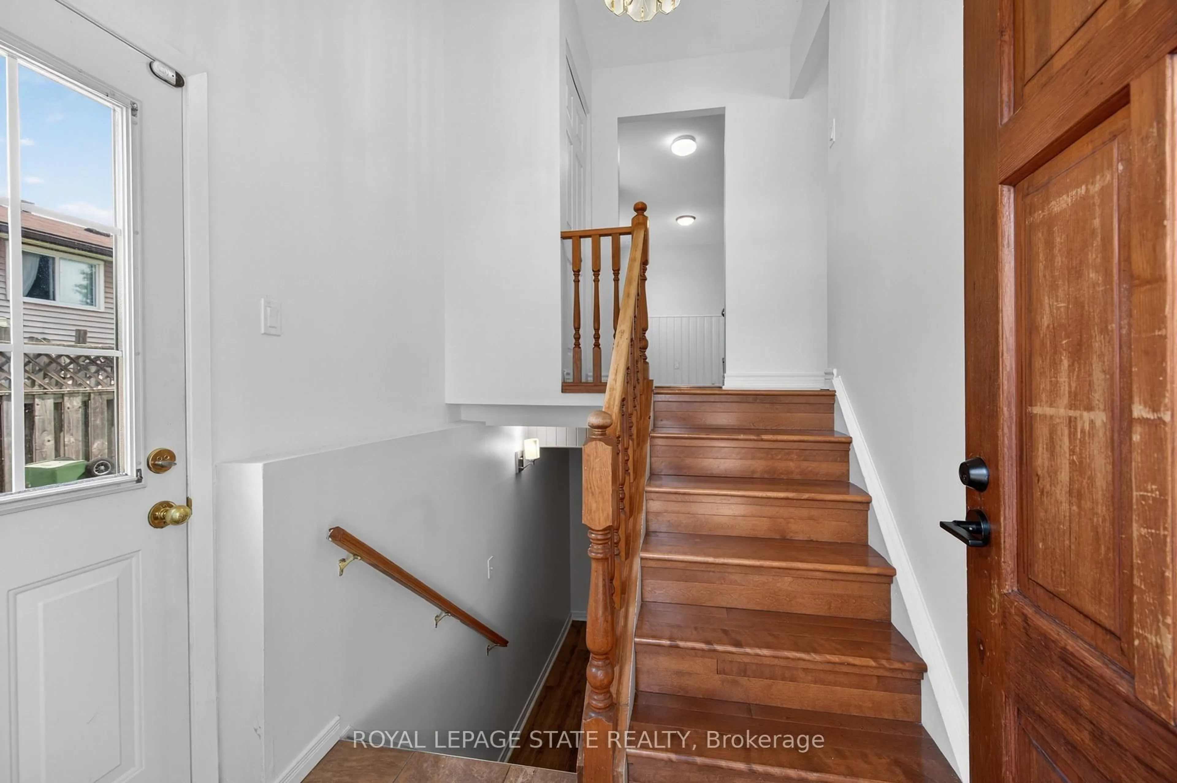 Unknown for 68 Duncairn Cres, Hamilton Ontario L9C 6G1