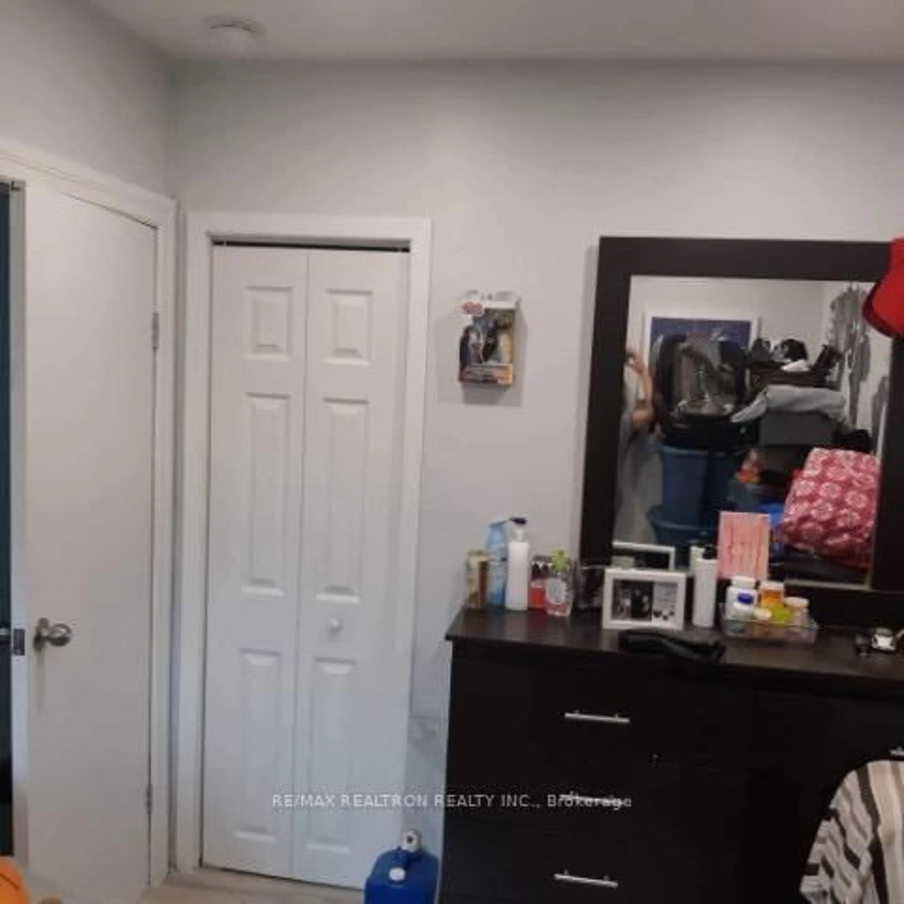 A pic of a room for 109 Catherine St, Quinte West Ontario K8V 5K9