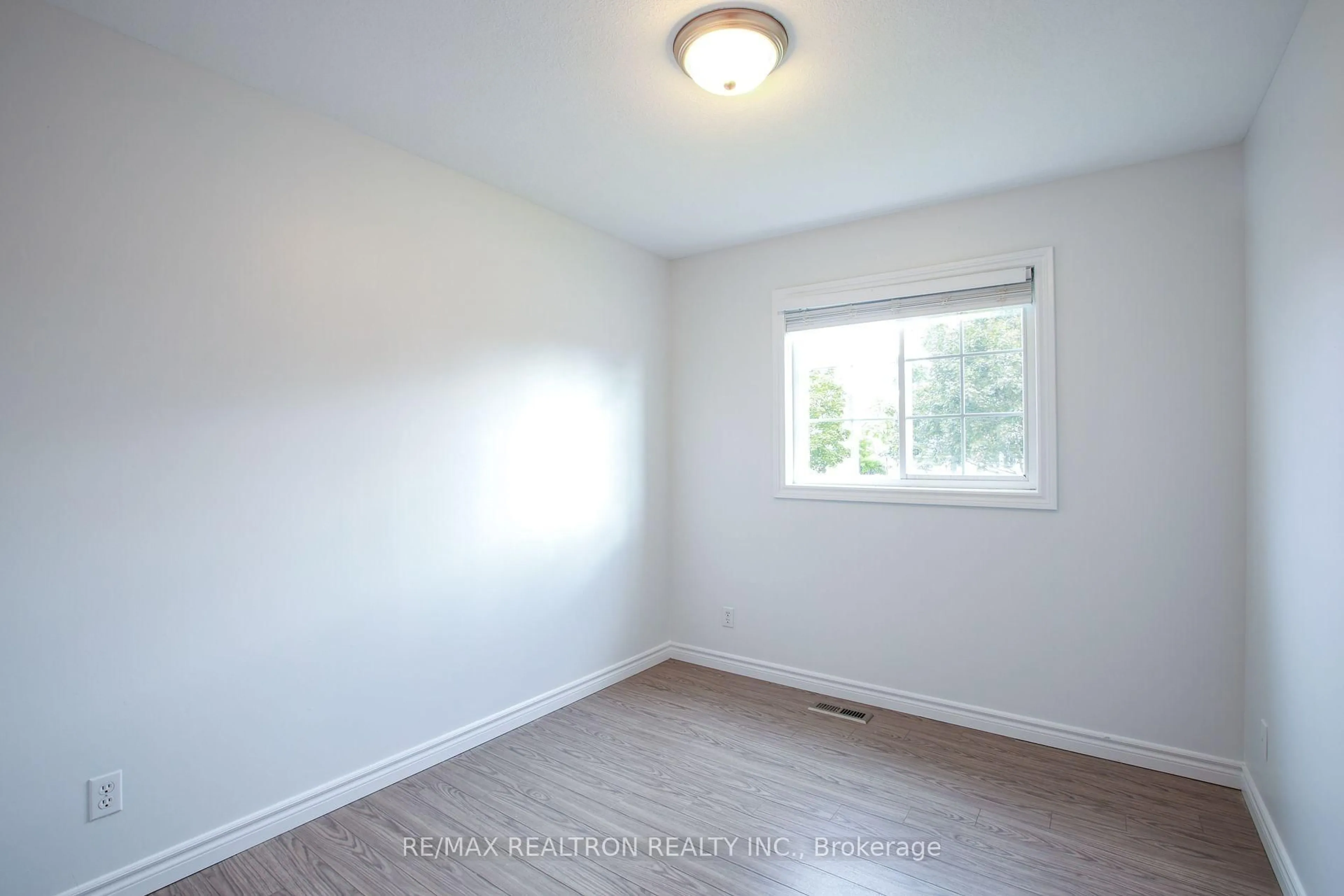 A pic of a room for 52 Liddle Lane, Belleville Ontario K8N 5Y9
