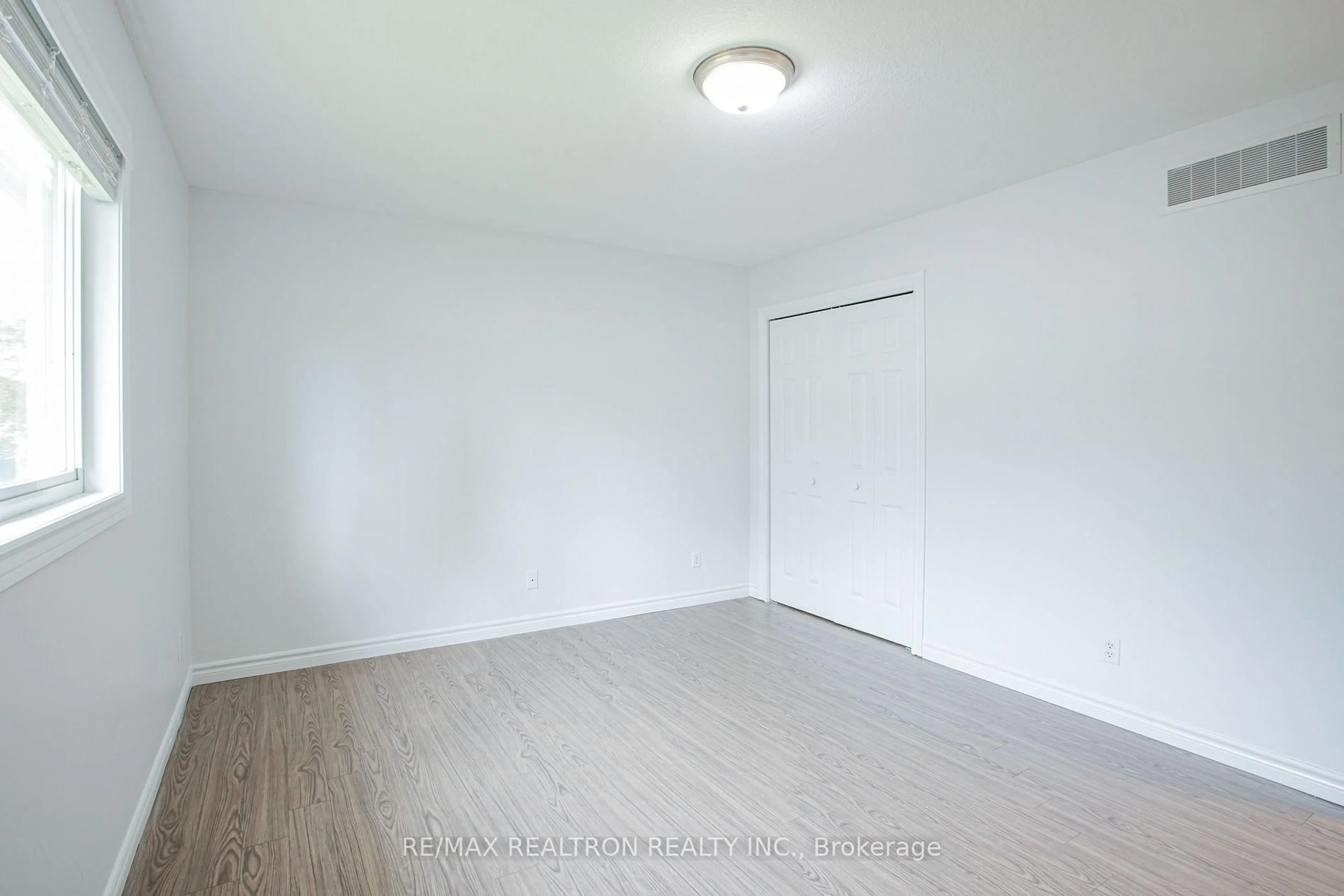 A pic of a room for 52 Liddle Lane, Belleville Ontario K8N 5Y9