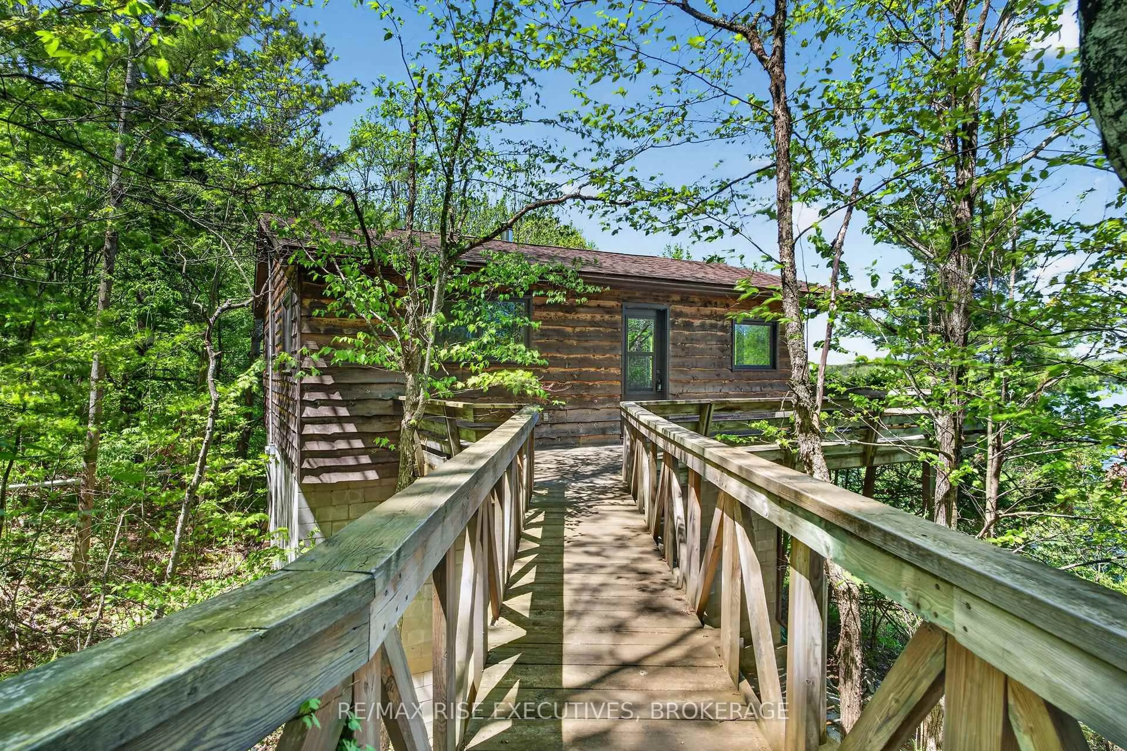 Unknown for 956 Roddick Lane, Leeds and the Thousand Islands Ontario K0E 1N0