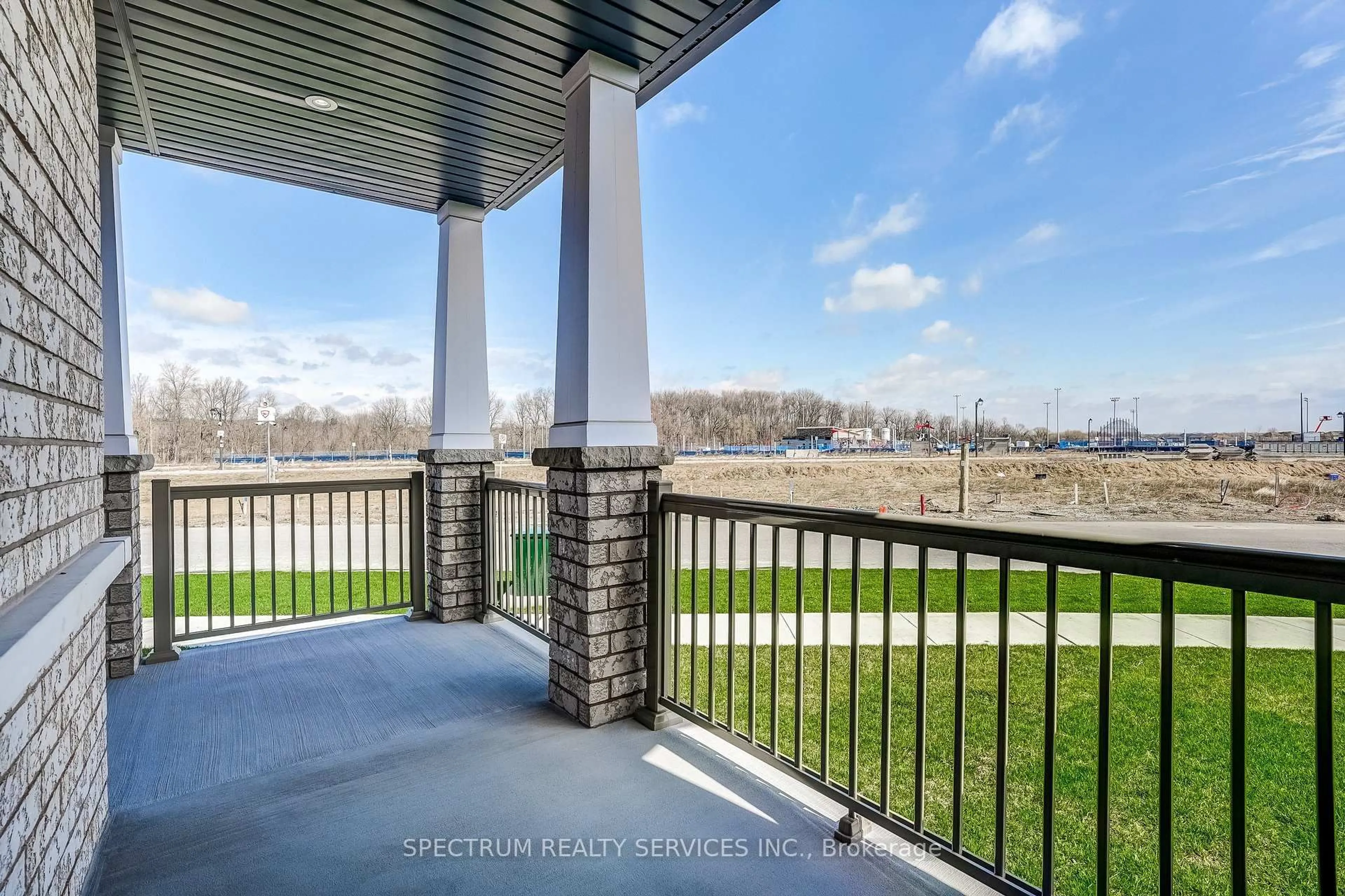 Patio, water/lake/river/ocean view for 22 Eccleston St, Brantford Ontario N3T 0X4