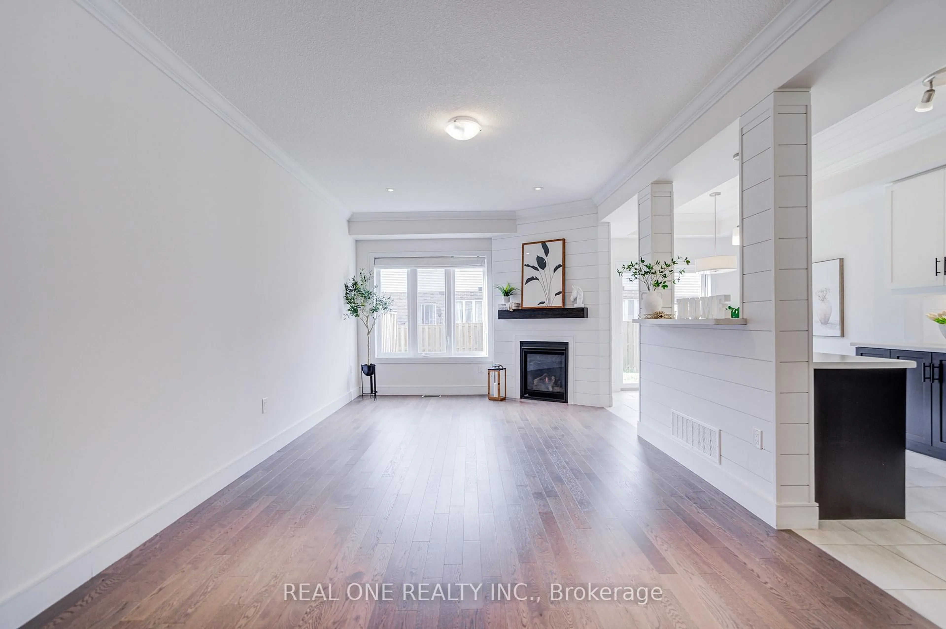 A pic of a room for 27 Dresser Lane, Hamilton Ontario L9K 0K1