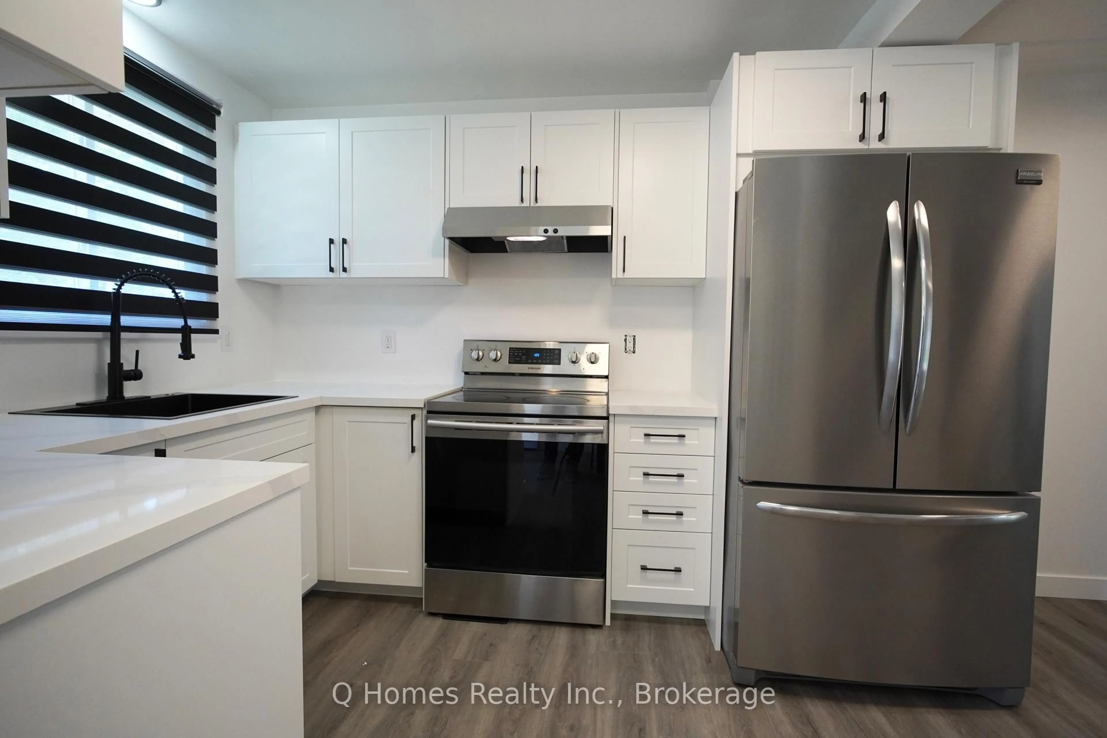 Unknown for 316E Bluevale St, Waterloo Ontario N2J 4G3