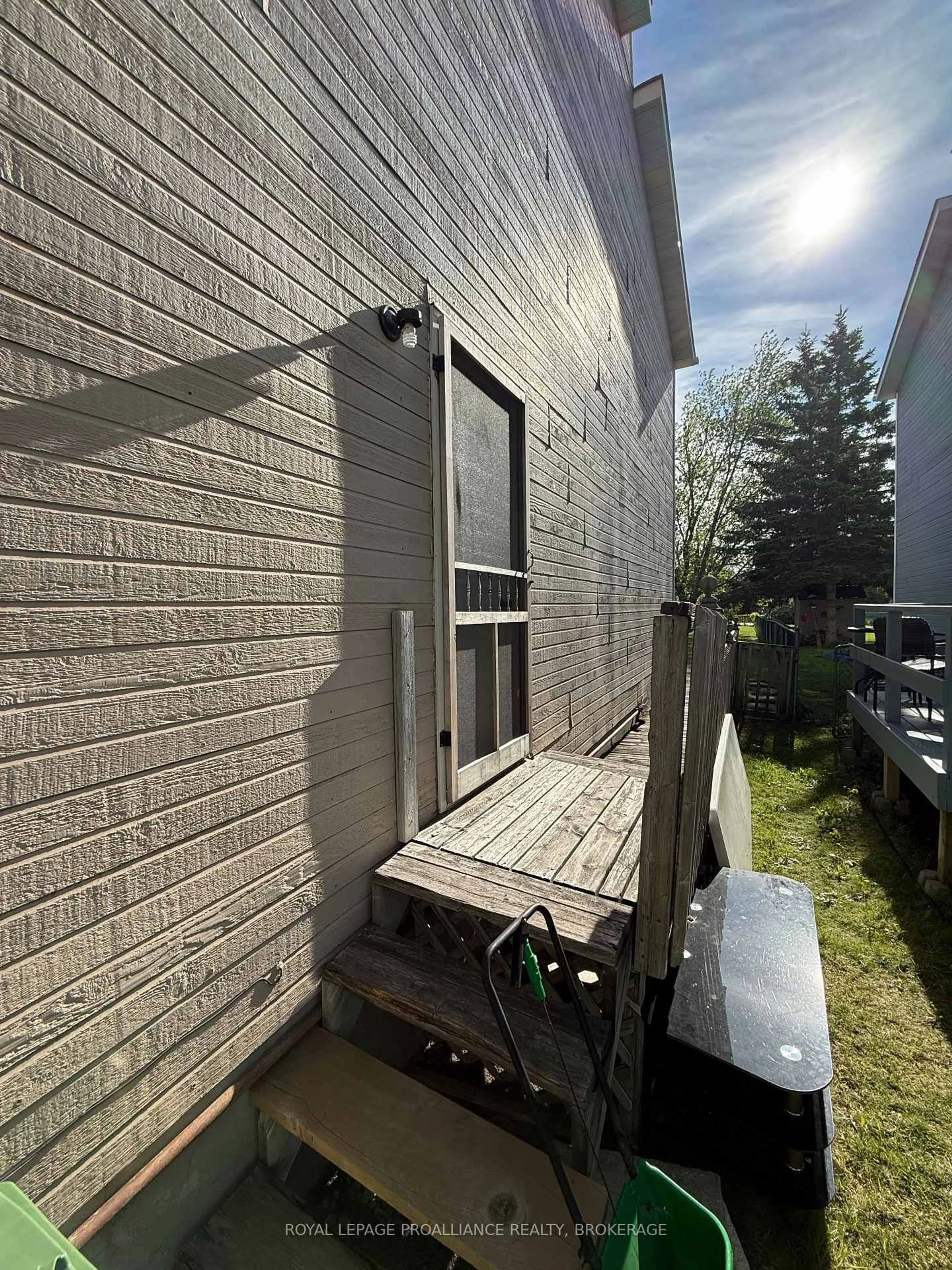 Patio, unknown for 772 Littlestone Cres, Kingston Ontario K7M 8L8