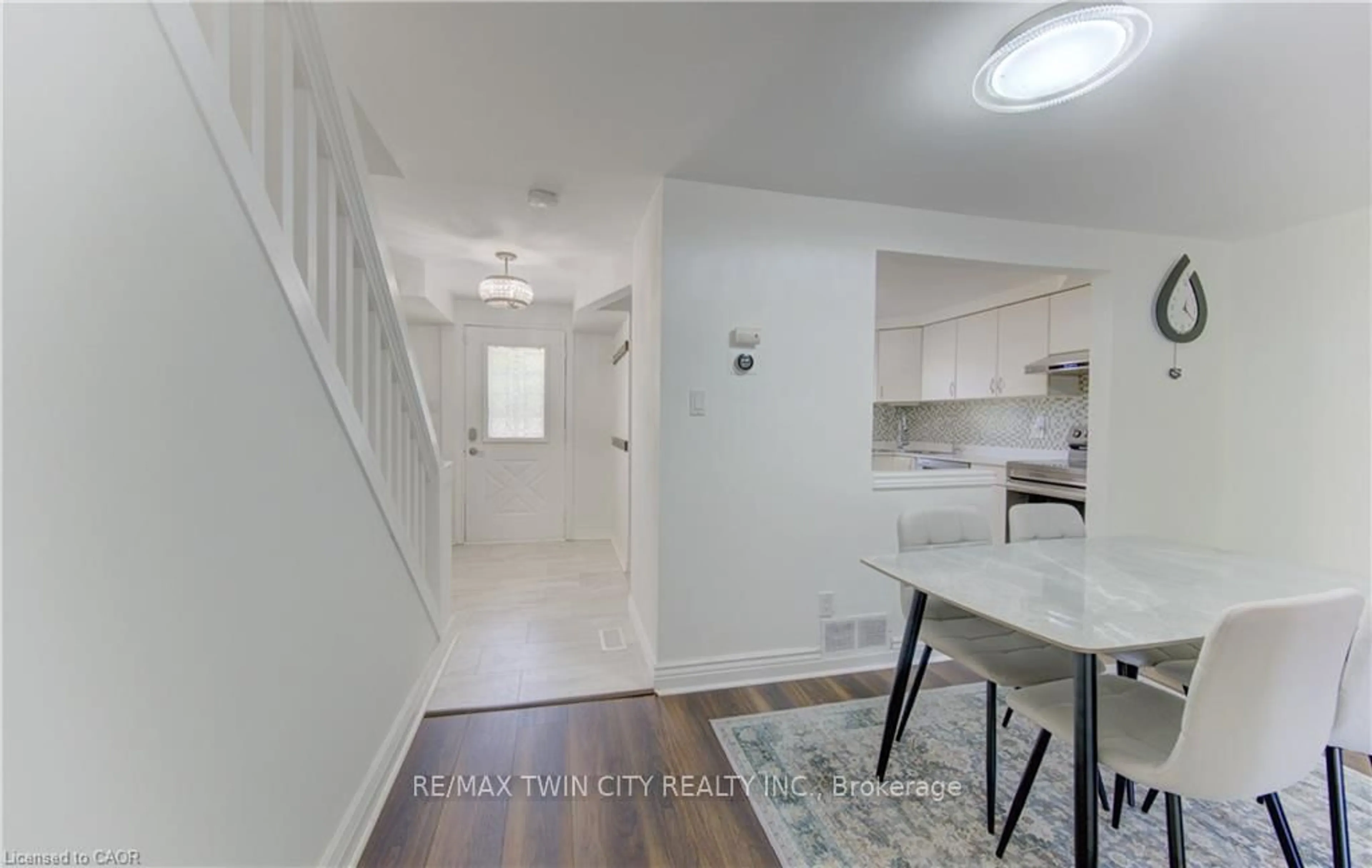 A pic of a room for 32 ENFIELD Dr, Cambridge Ontario N1P 1A5