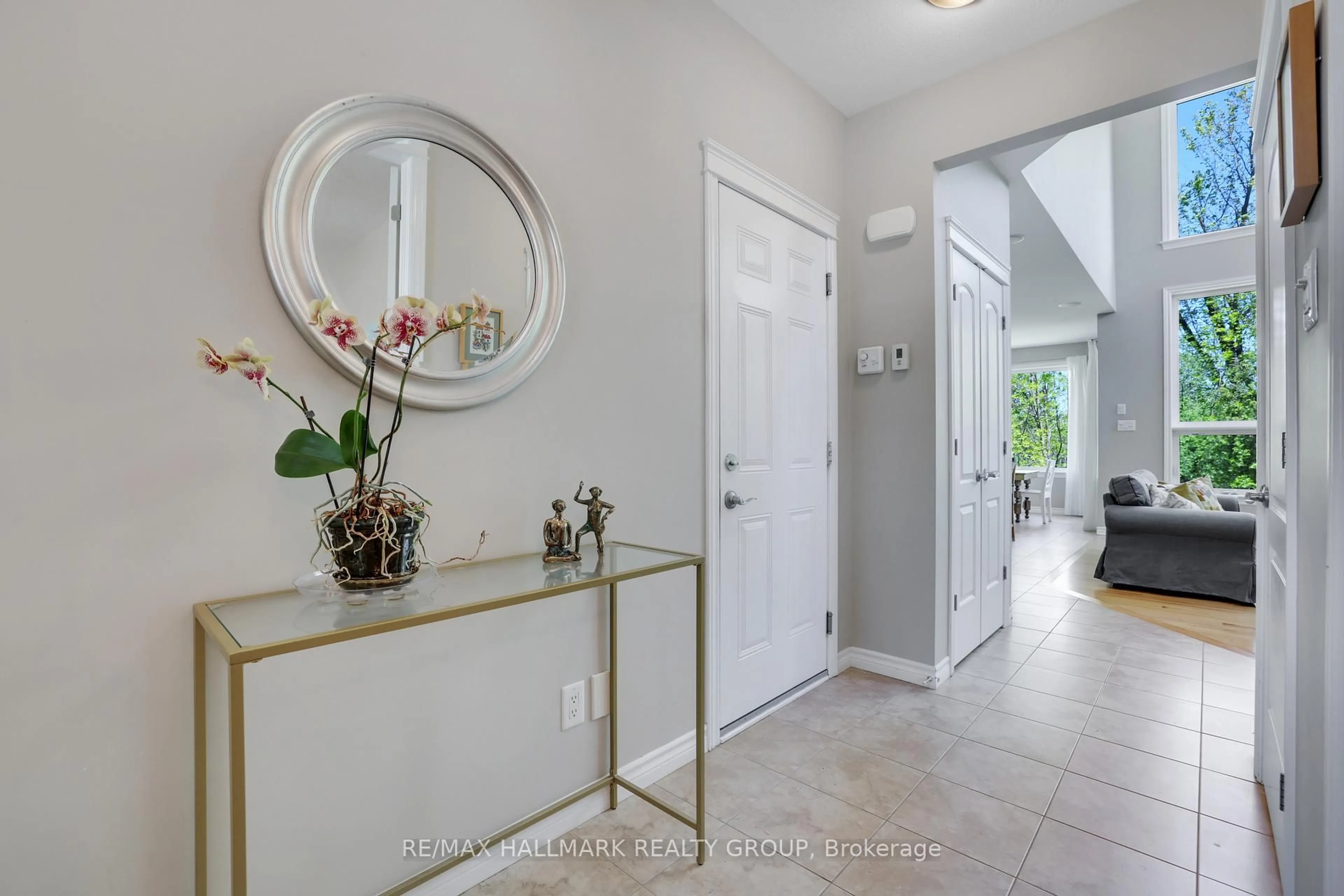 Indoor entryway for 90 Stonewater Bay, Carleton Place Ontario K7C 0B1