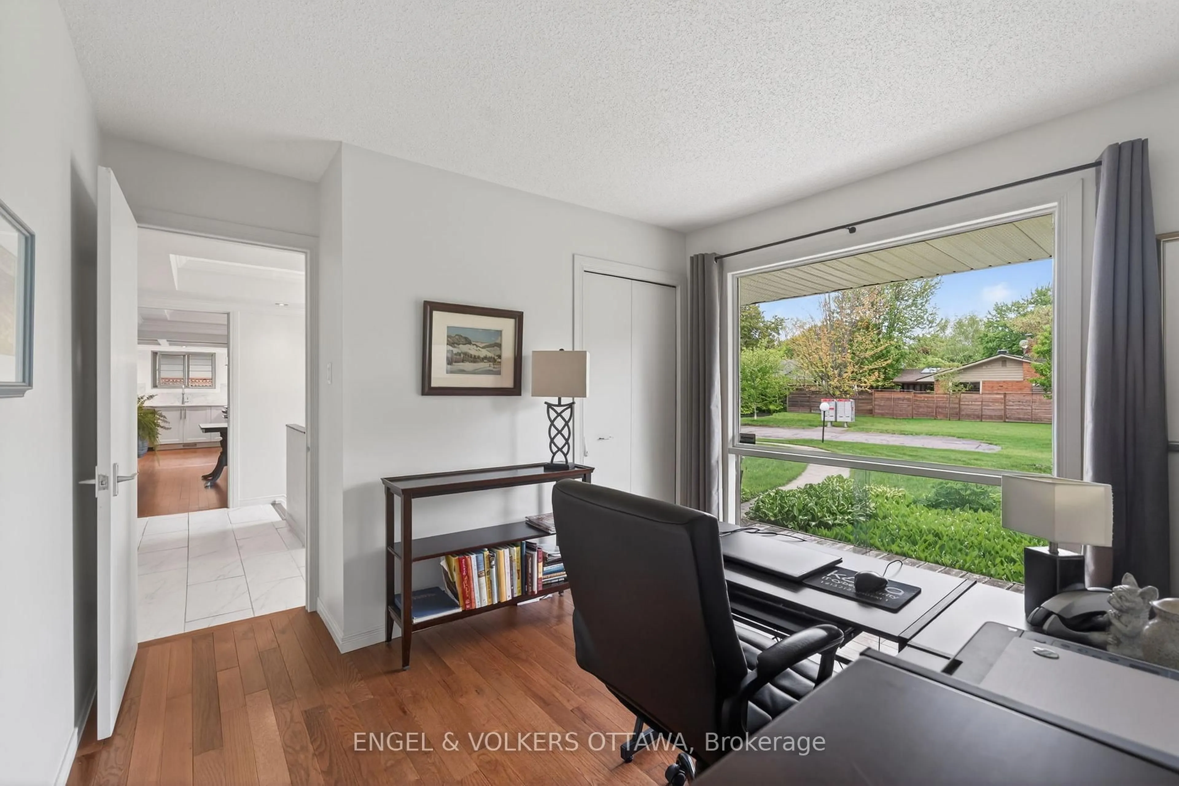 A pic of a room for 35 Riopelle Crt, Kanata Ontario K2K 1J2