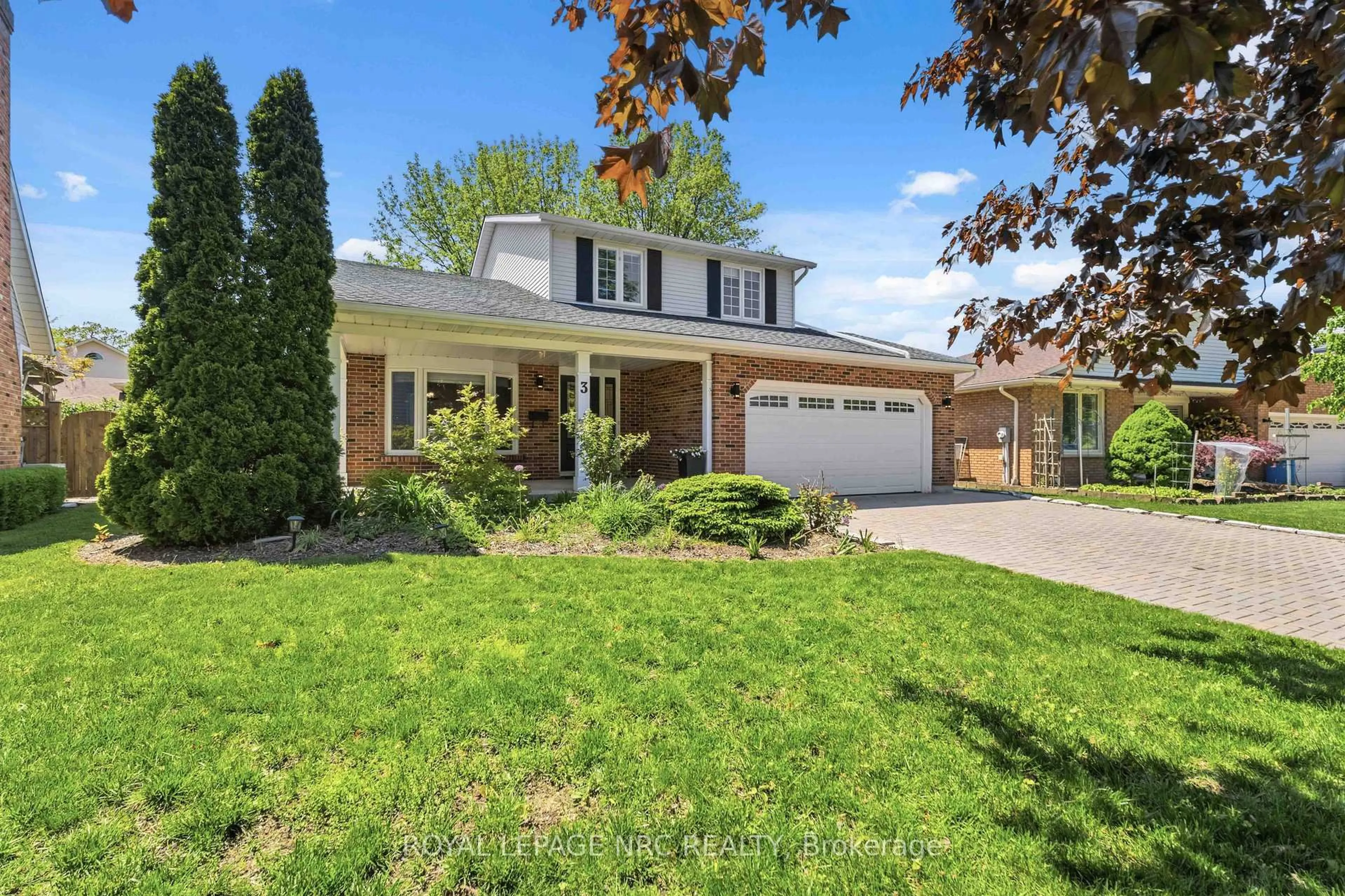 Home with brick exterior material, street for 3 CHERITAN Crt, St. Catharines Ontario L2N 7J5