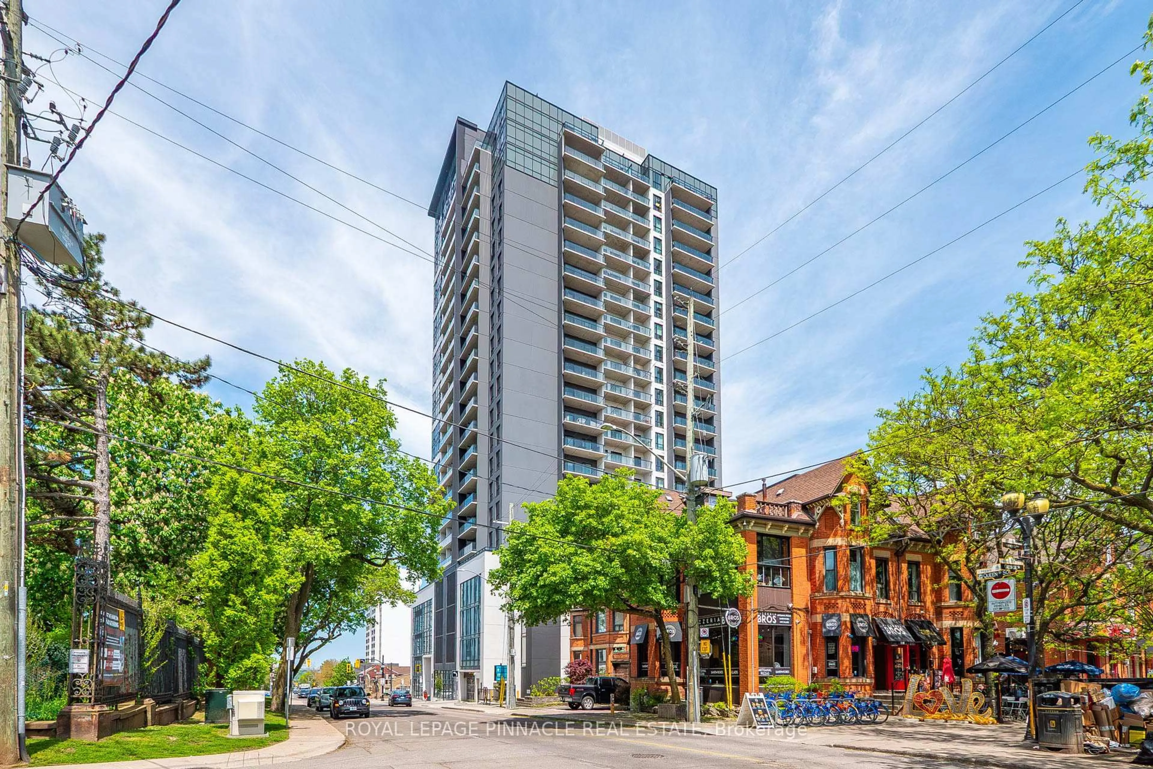 Patio, building for 15 Queen St #2303, Hamilton Ontario L8P 0C6