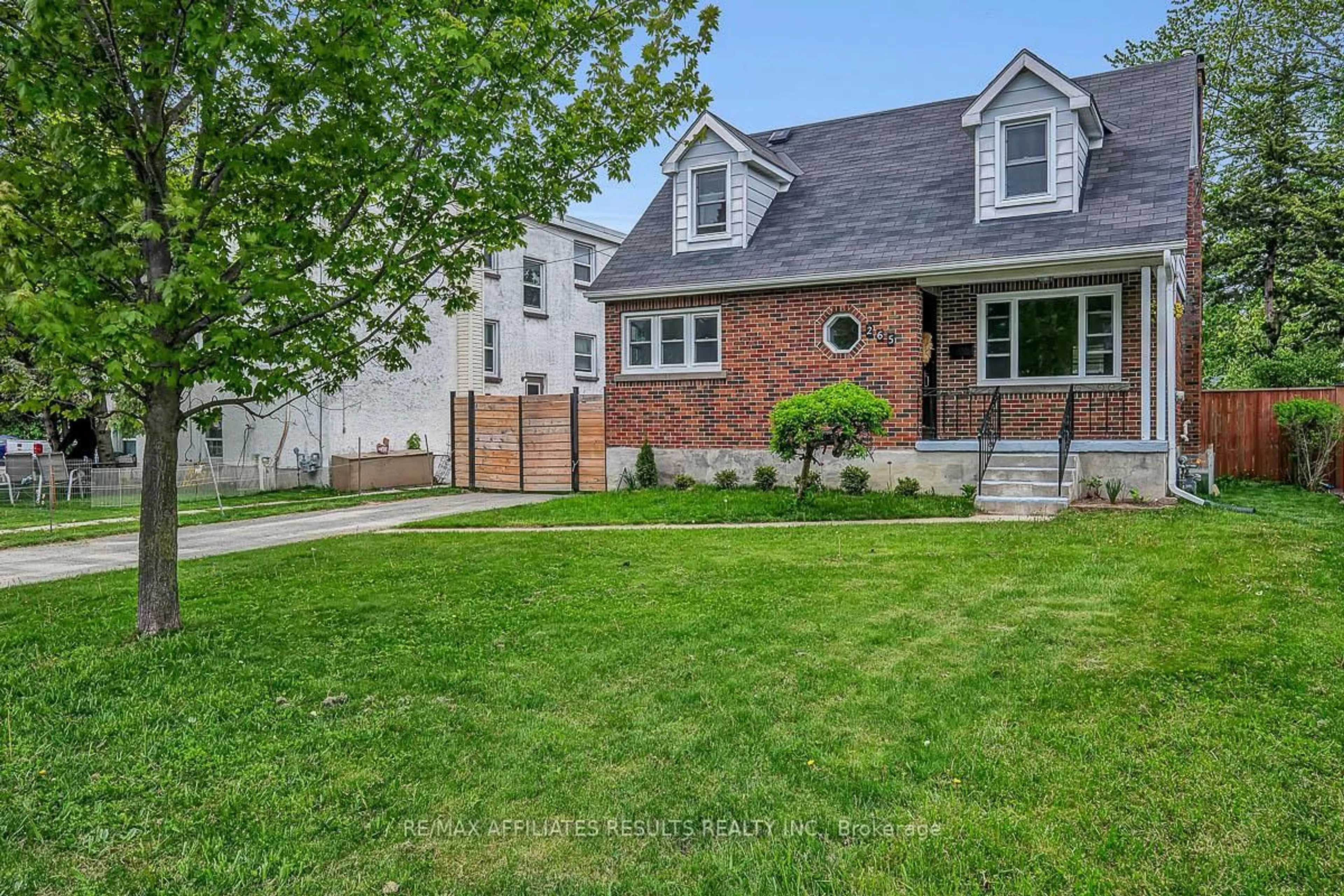 Home with brick exterior material, street for 265 Park St, Kingston Ontario K7L 1K6