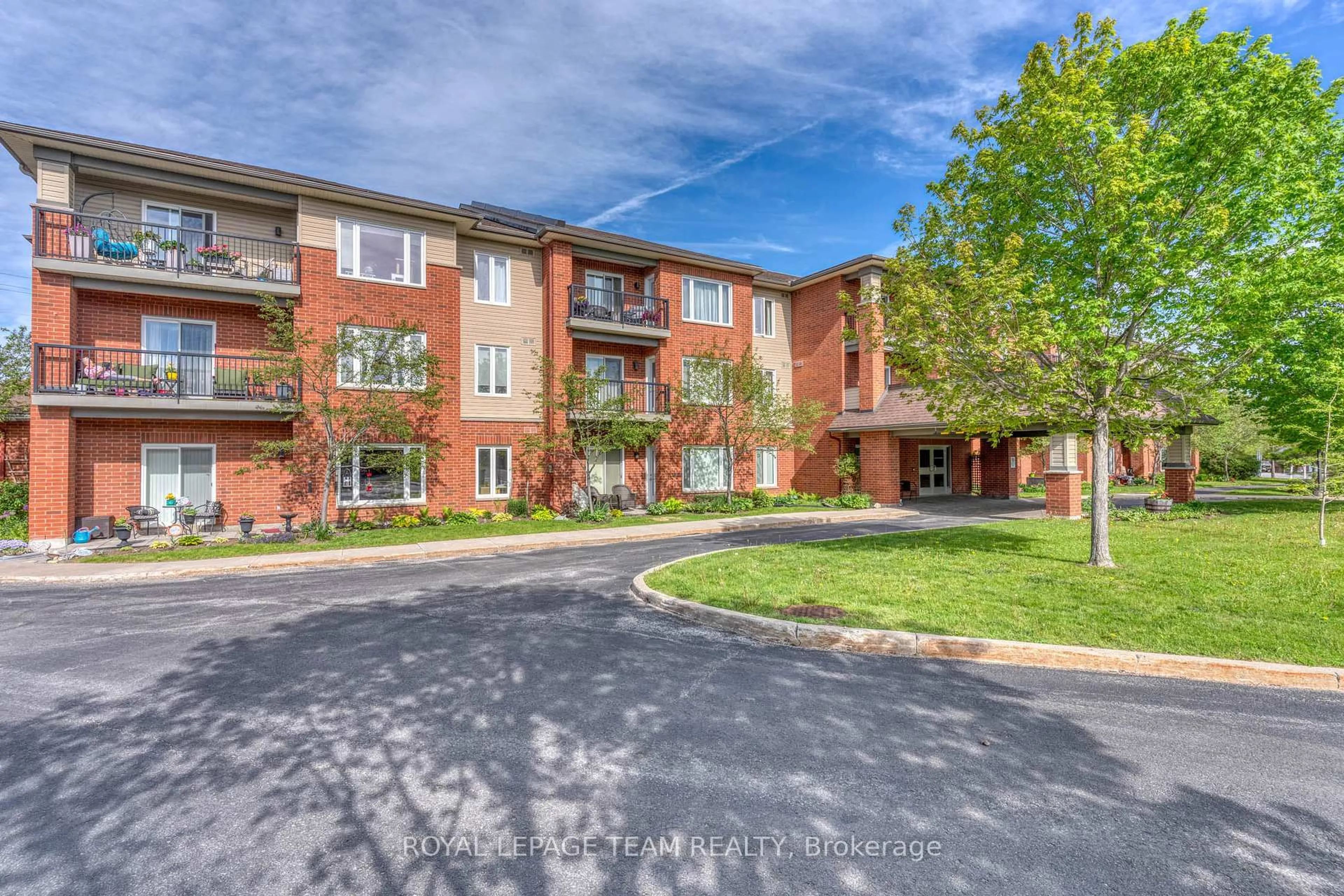 Unknown for 100 Jamieson St #204, Almonte Ontario K0A 1A0
