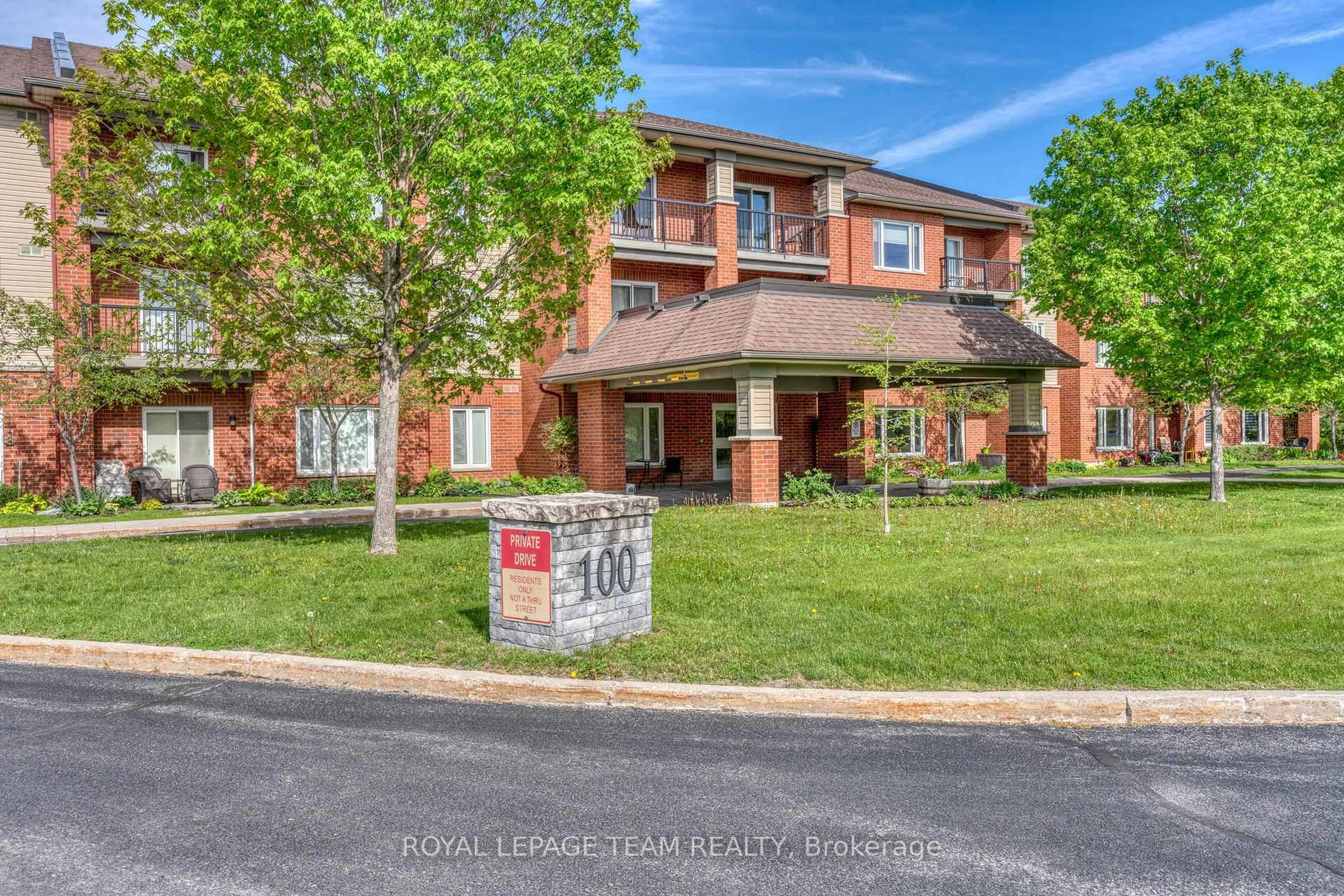 Home with brick exterior material, street for 100 Jamieson St #204, Almonte Ontario K0A 1A0