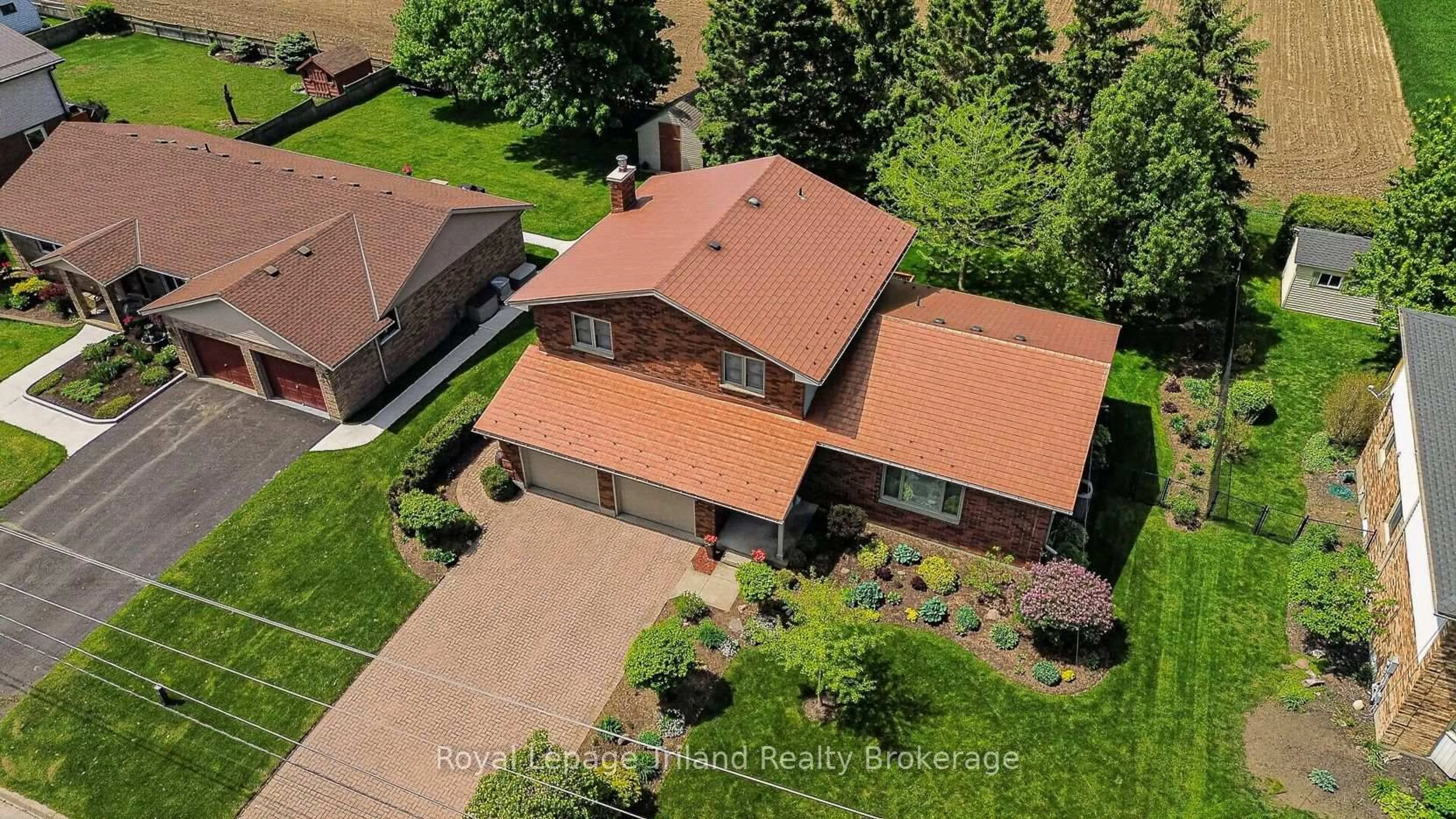 A pic from outside/outdoor area/front of a property/back of a property/a pic from drone, unknown for 157 Stanley St, Zorra Ontario N0M 2M0
