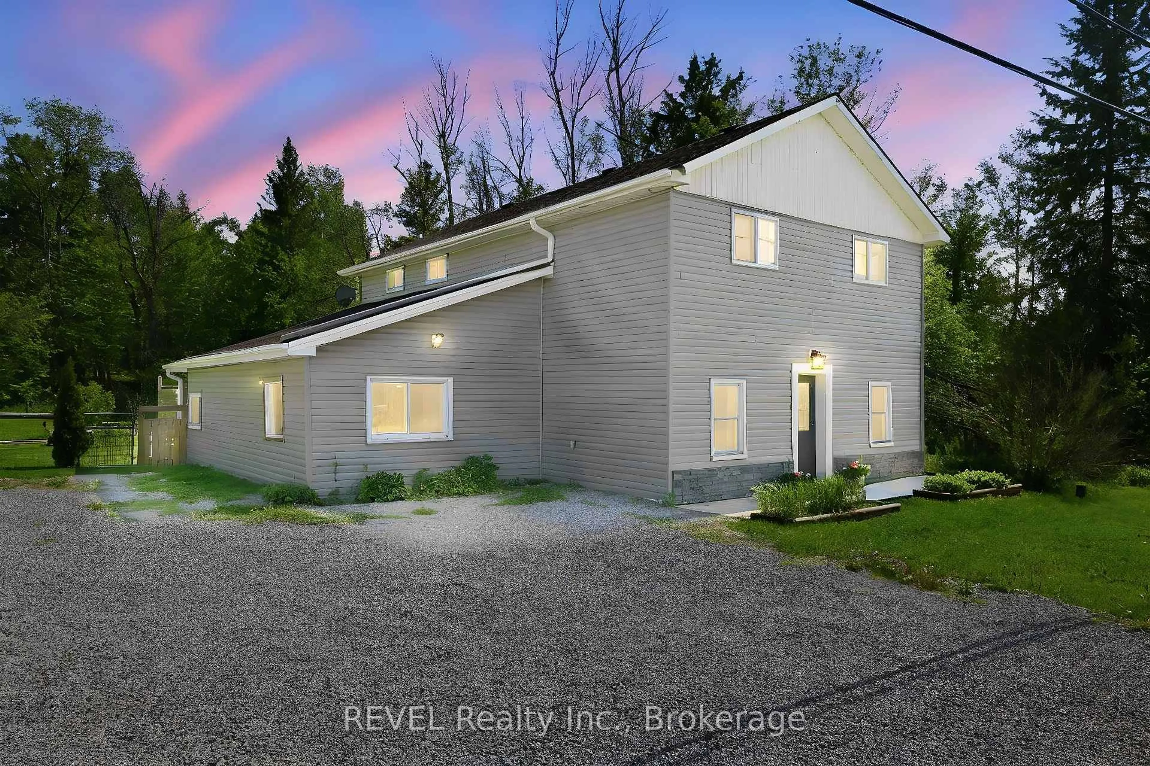 A pic from outside/outdoor area/front of a property/back of a property/a pic from drone, building for 6417 Highway 7, Havelock-Belmont-Methuen Ontario K0L 1Z0