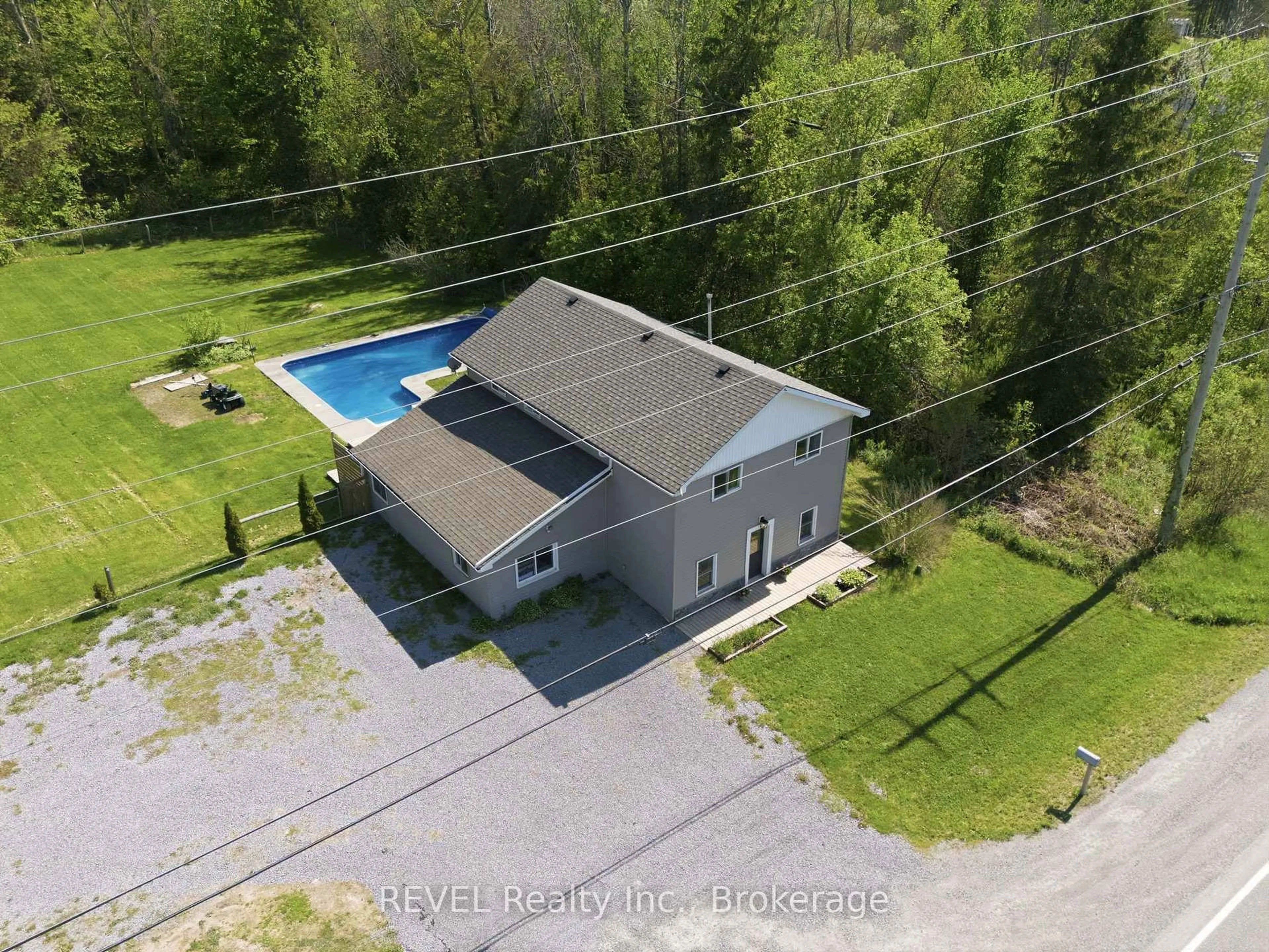 A pic from outside/outdoor area/front of a property/back of a property/a pic from drone, building for 6417 Highway 7, Havelock-Belmont-Methuen Ontario K0L 1Z0