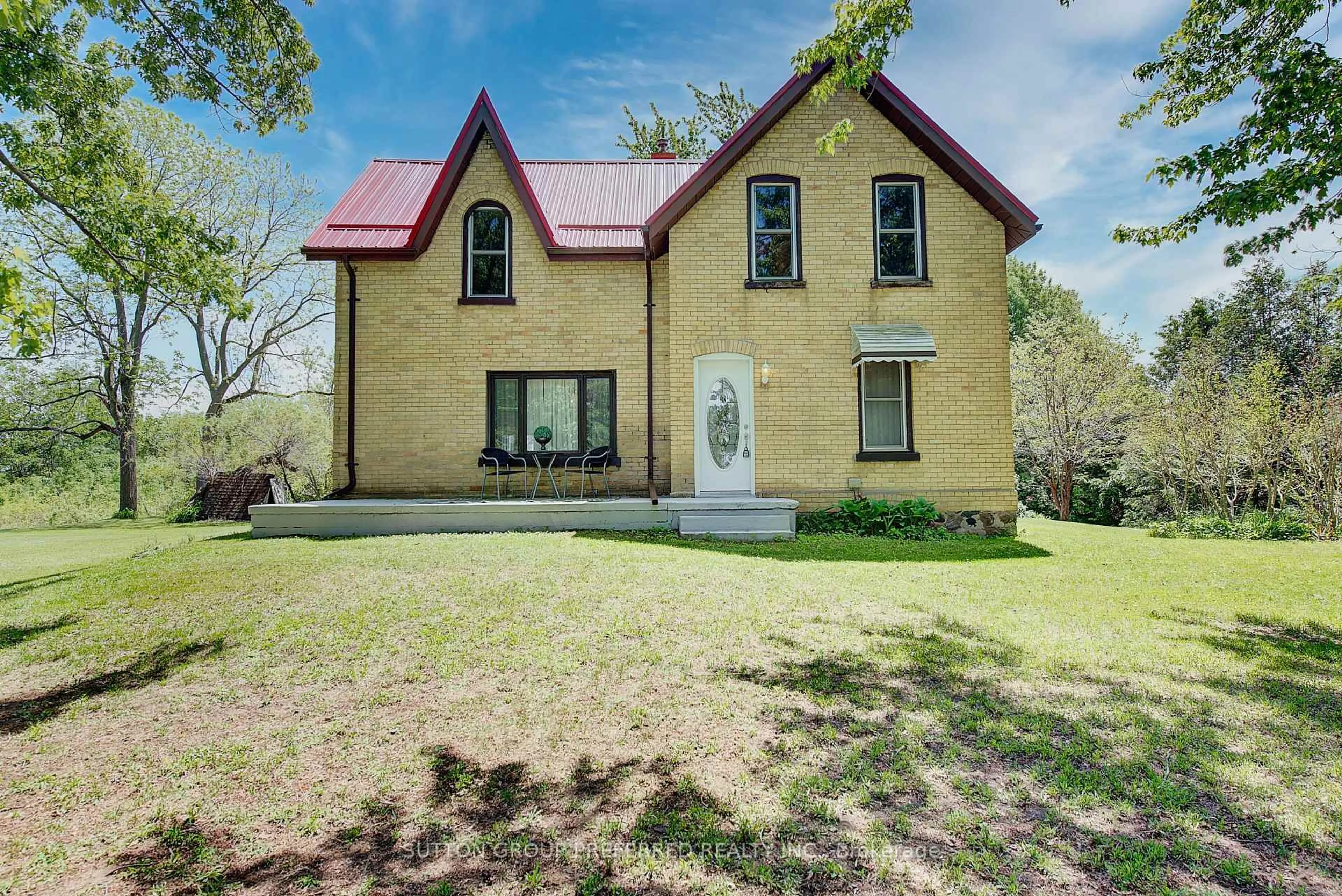Home with brick exterior material, building for 15772 TURIN Line, Chatham-Kent Ontario N0P 1C0
