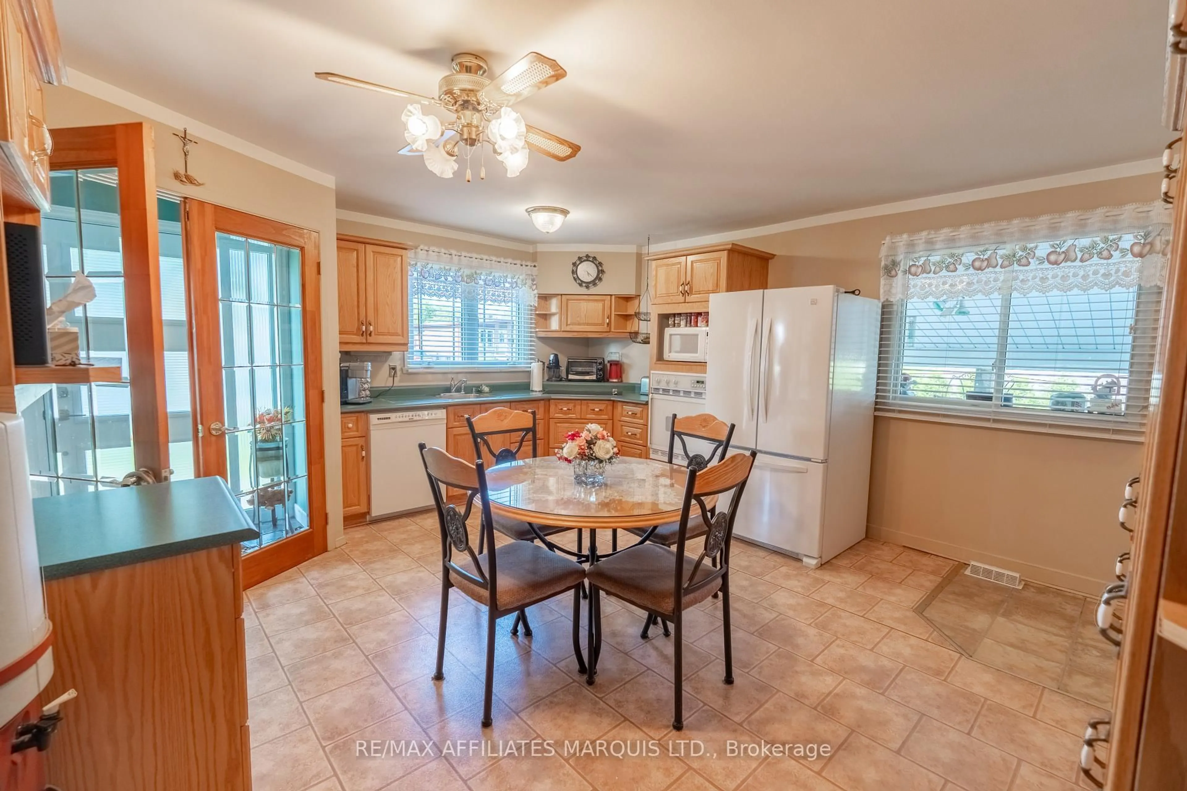 Unknown for 429 Beach Ave, Cornwall Ontario K6H 5P3