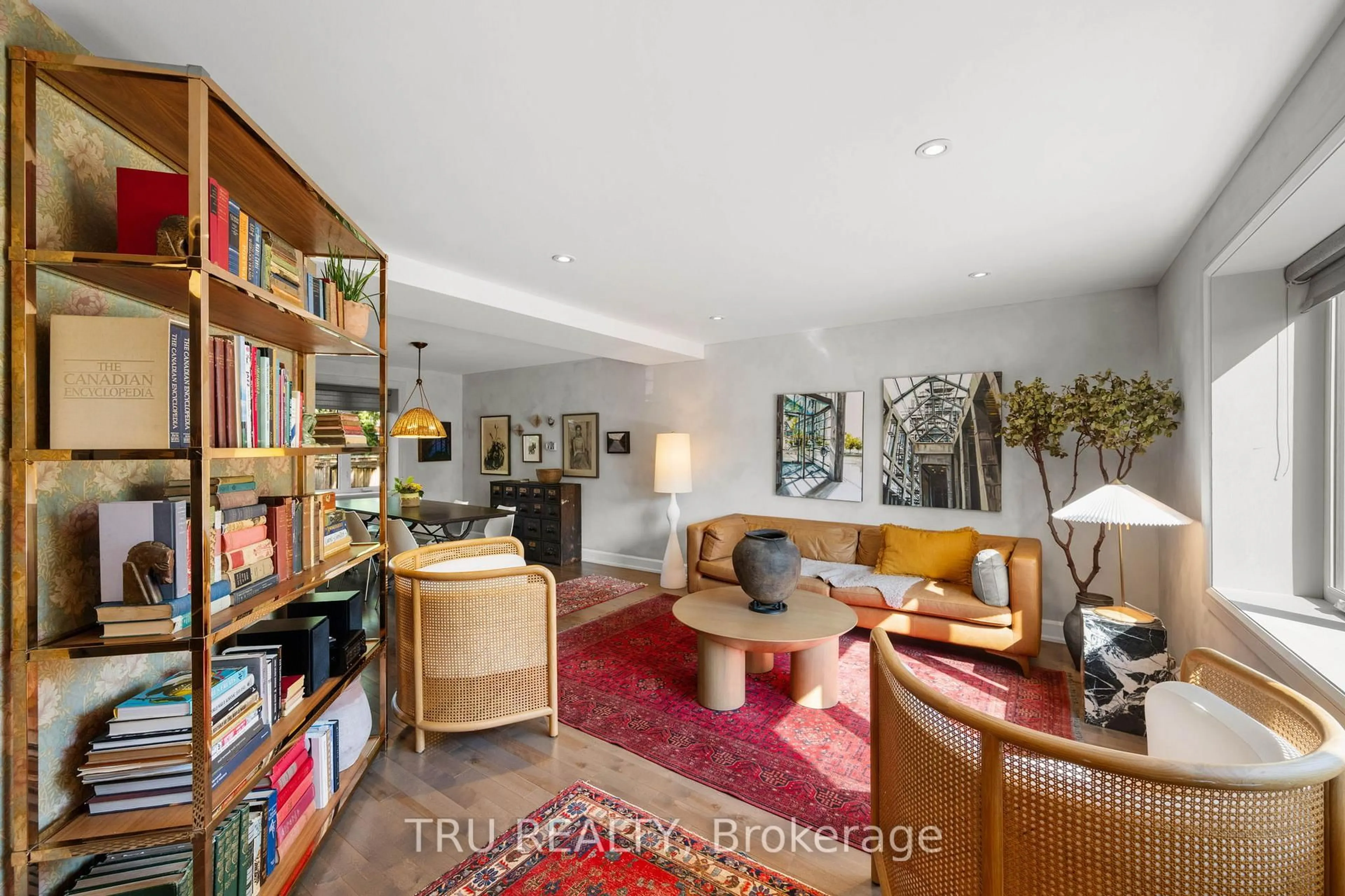 Living room with furniture, unknown for 64 Stevenson Ave, Ottawa Ontario K1Z 6N1