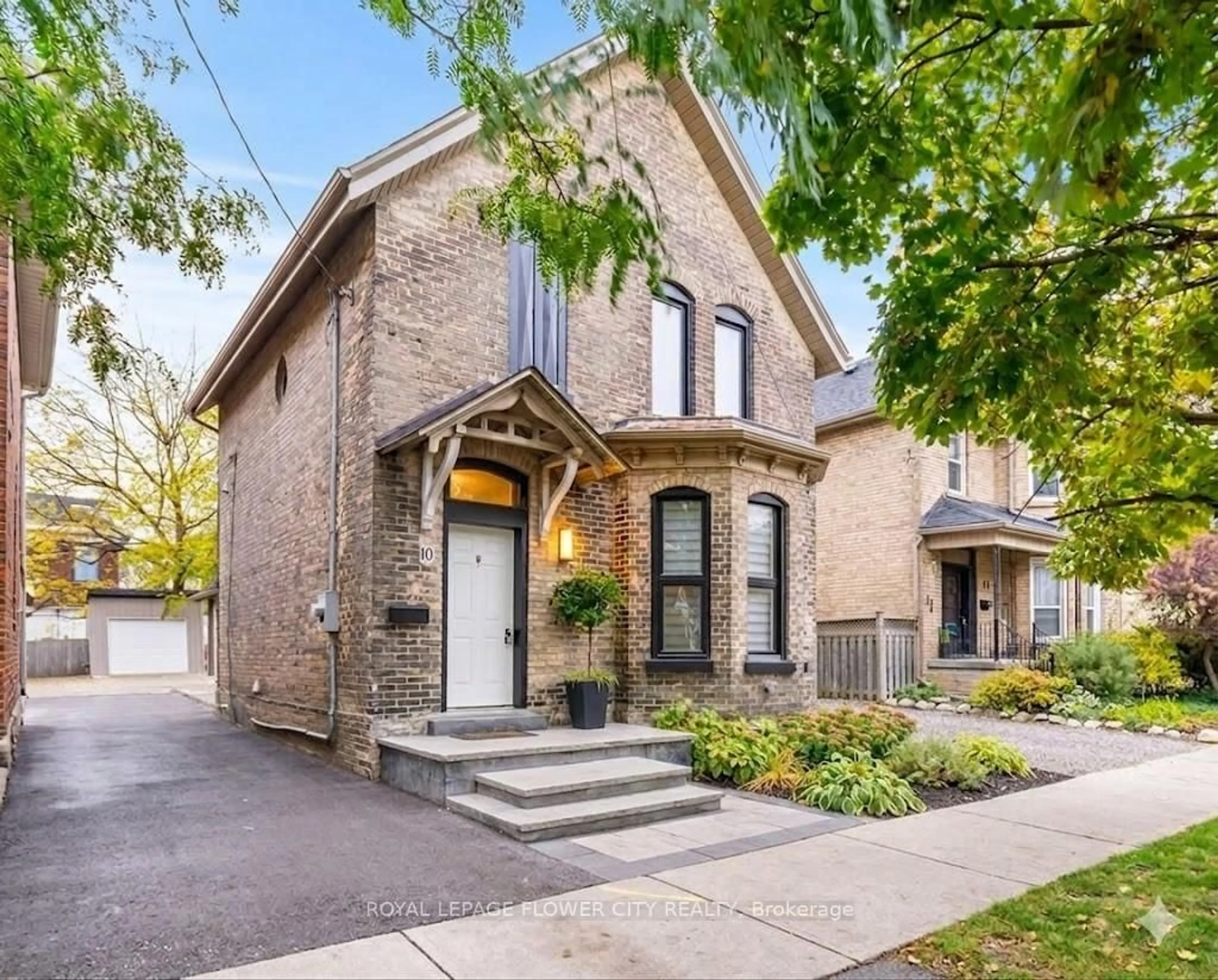 Home with brick exterior material, street for 10 Pearl St, Brantford Ontario N3T 3N4