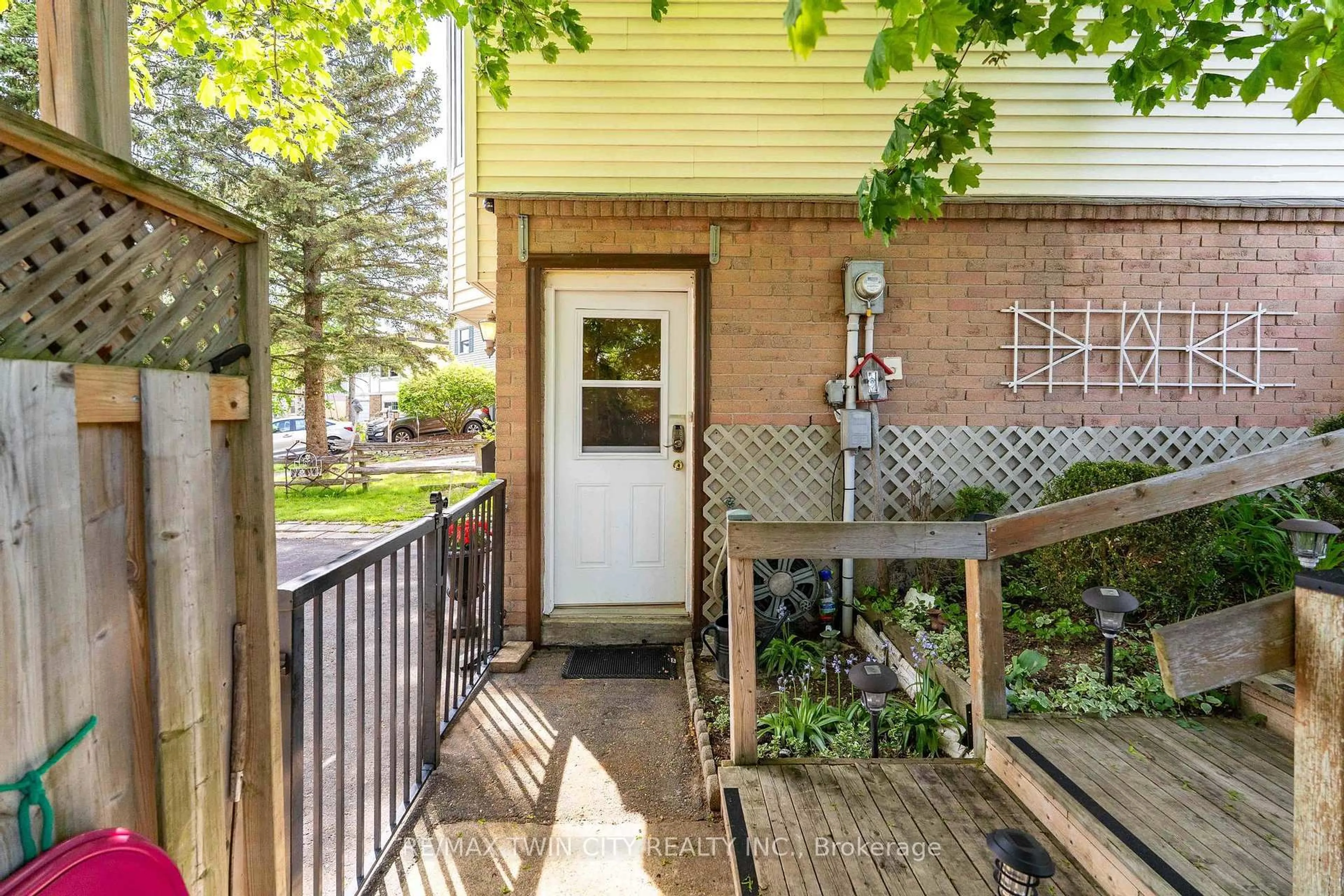 Unknown for 171 Herron Pl, Waterloo Ontario N2T 1H2