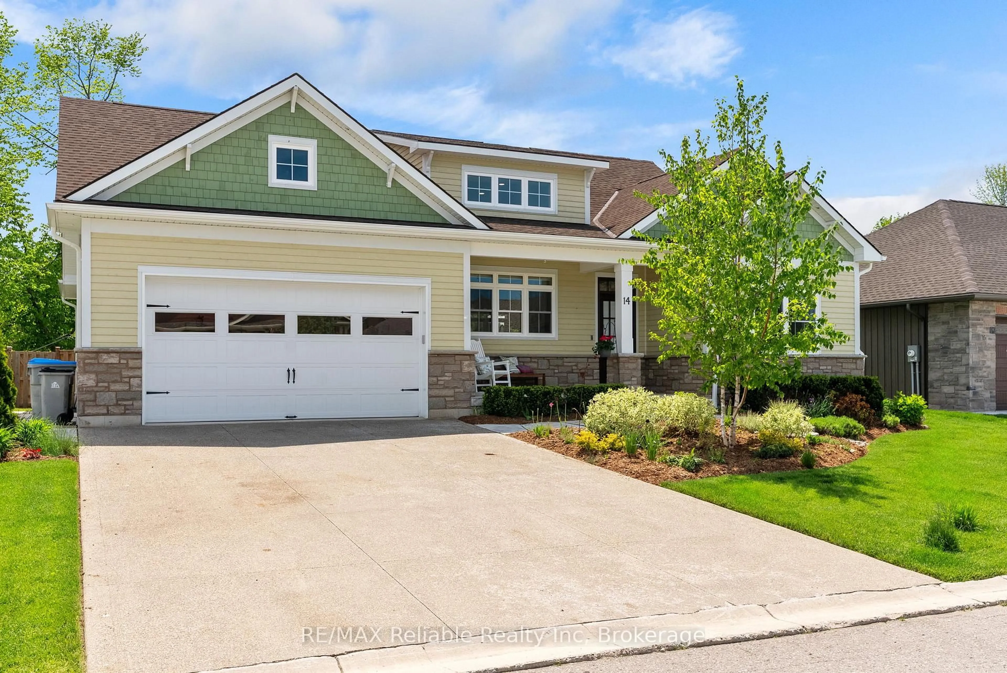 Home with vinyl exterior material, street for 14 Thimbleweed Dr, Bluewater Ontario N0M 1G0