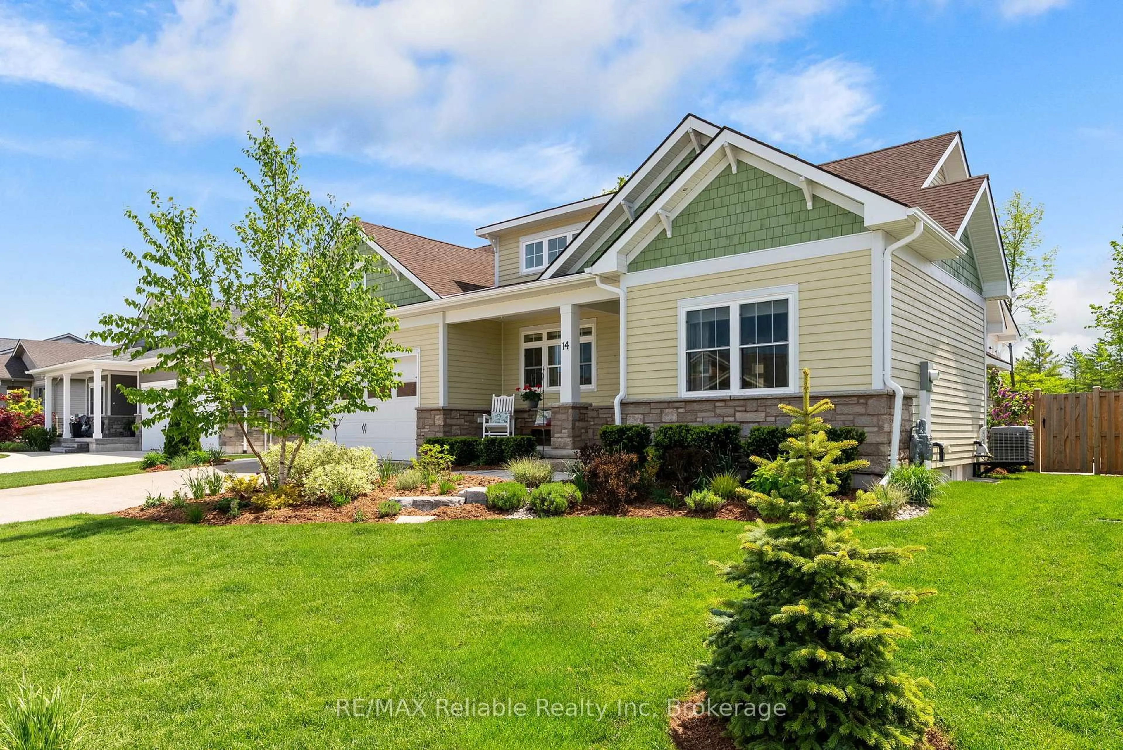 Home with vinyl exterior material, street for 14 Thimbleweed Dr, Bluewater Ontario N0M 1G0